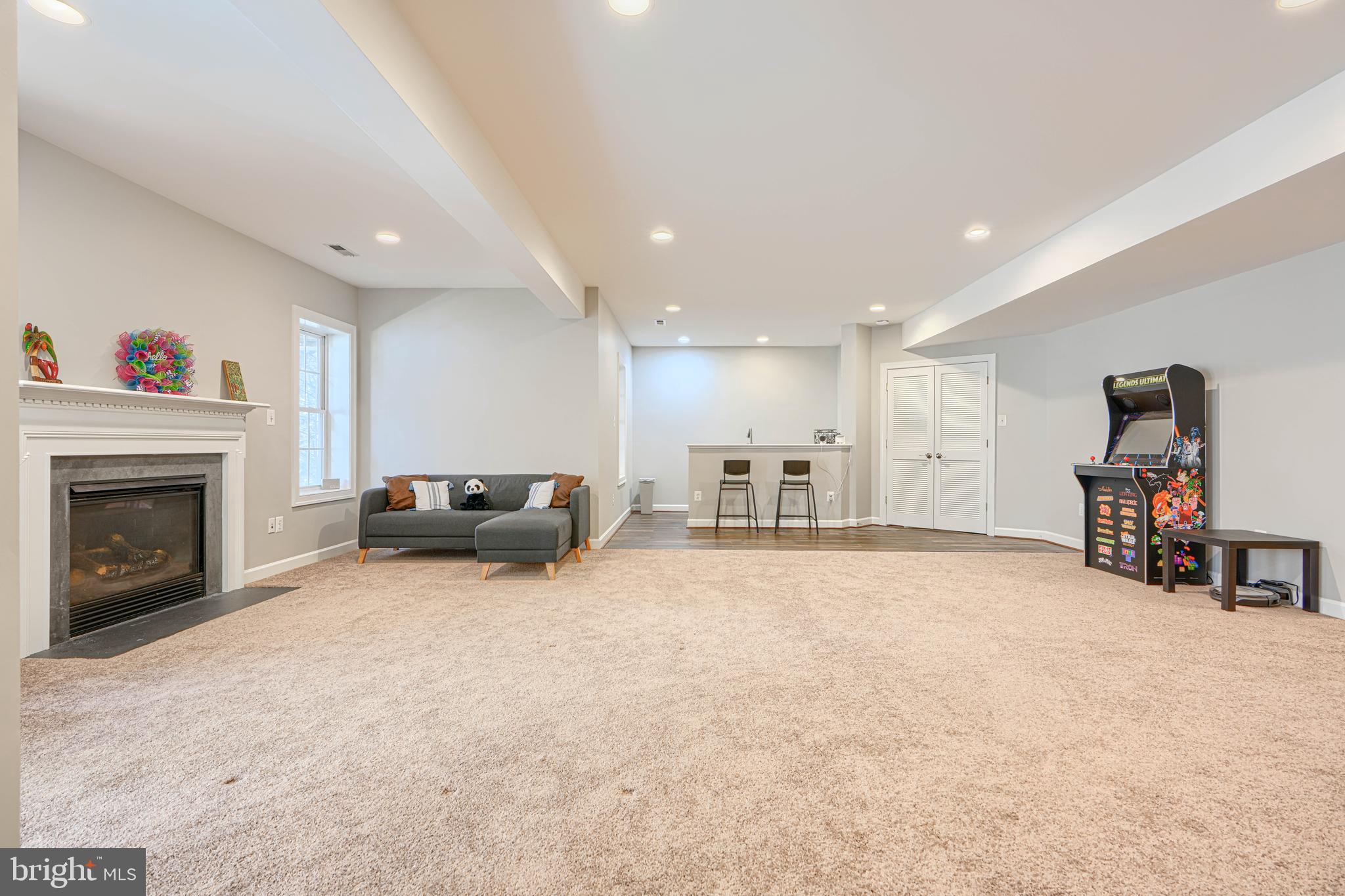 PERRY HALL - Residential