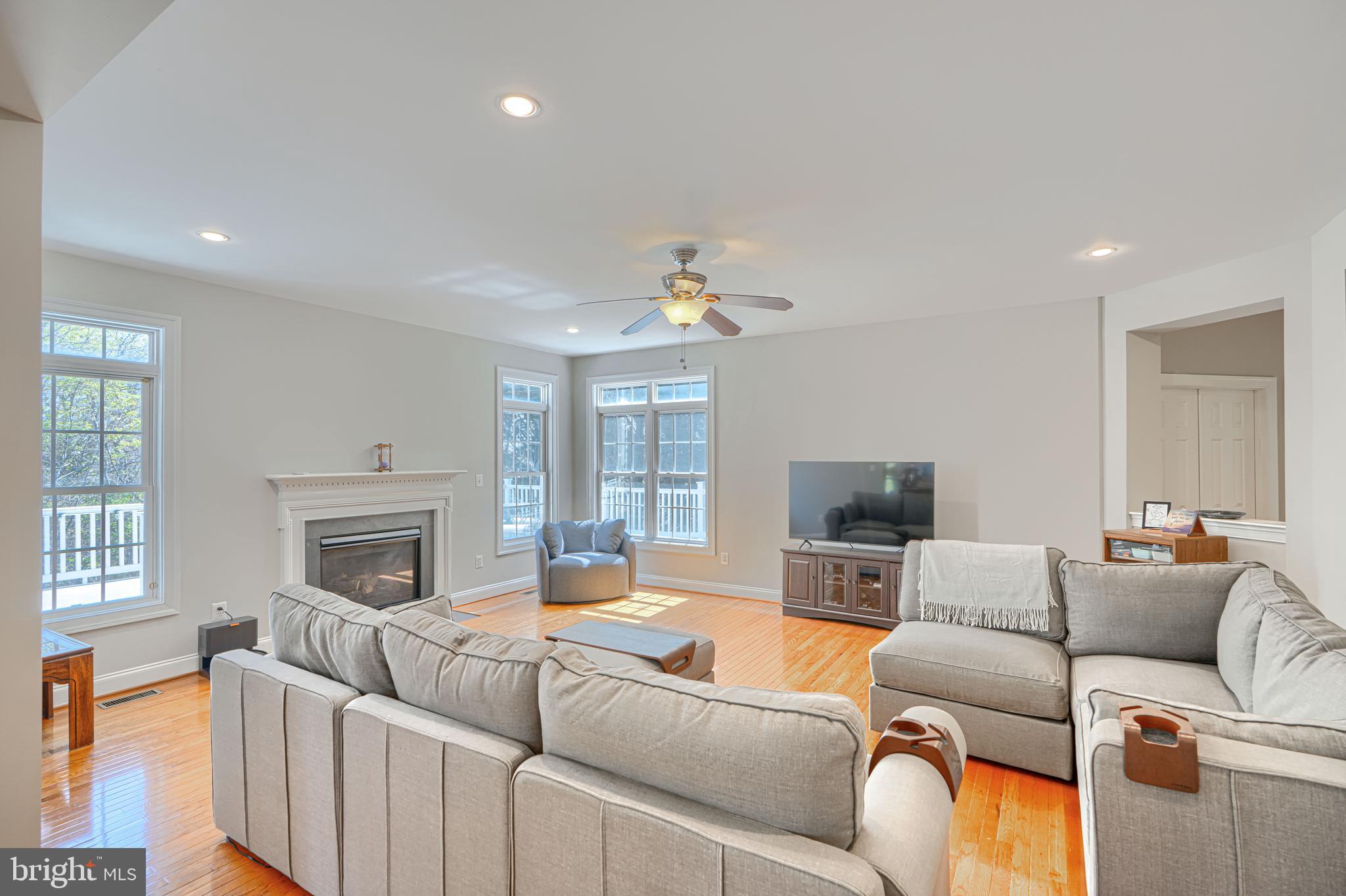 PERRY HALL - Residential