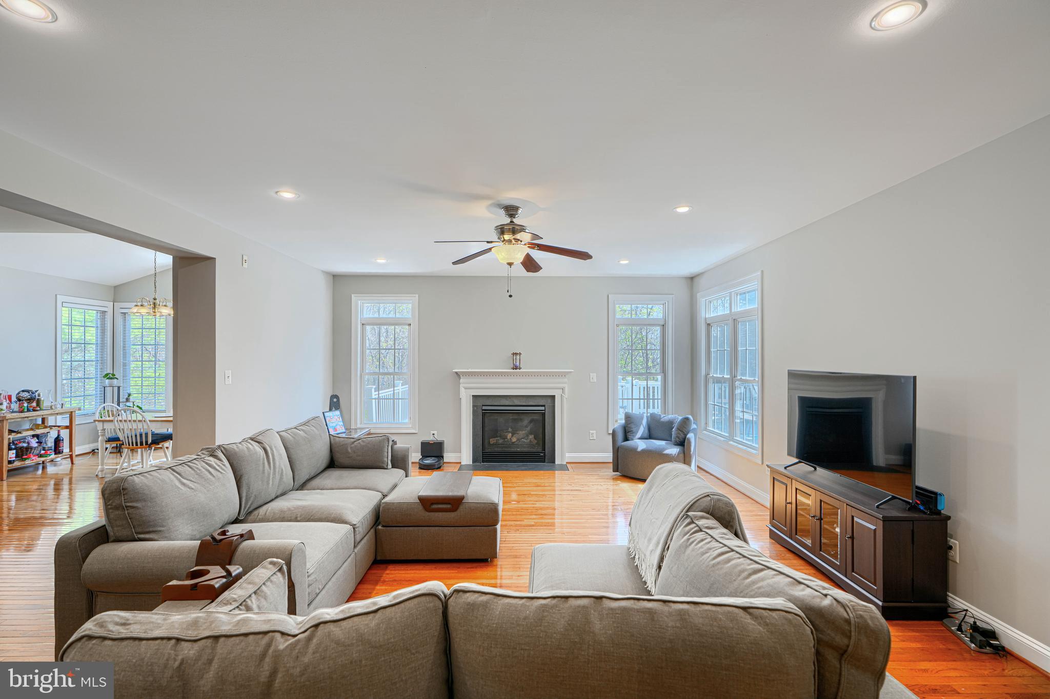 PERRY HALL - Residential