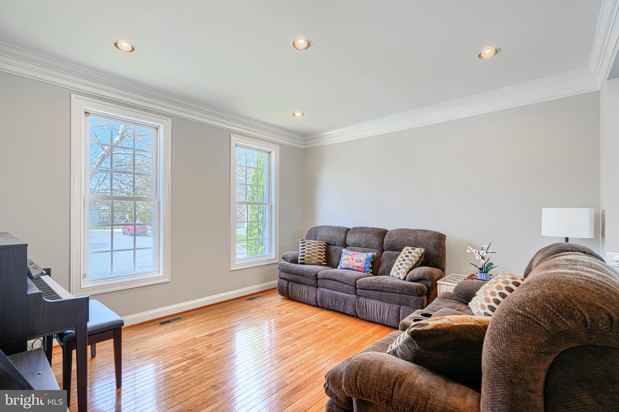 PERRY HALL - Residential