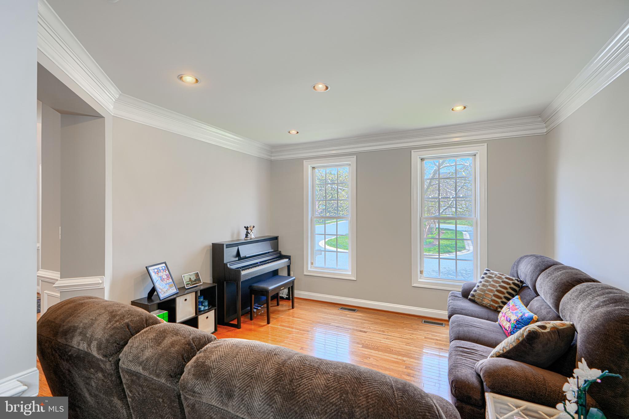 PERRY HALL - Residential