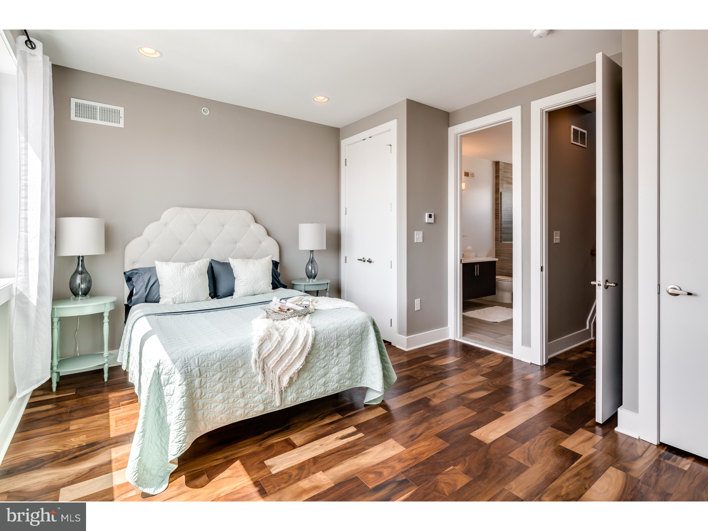 BELLA VISTA - Residential