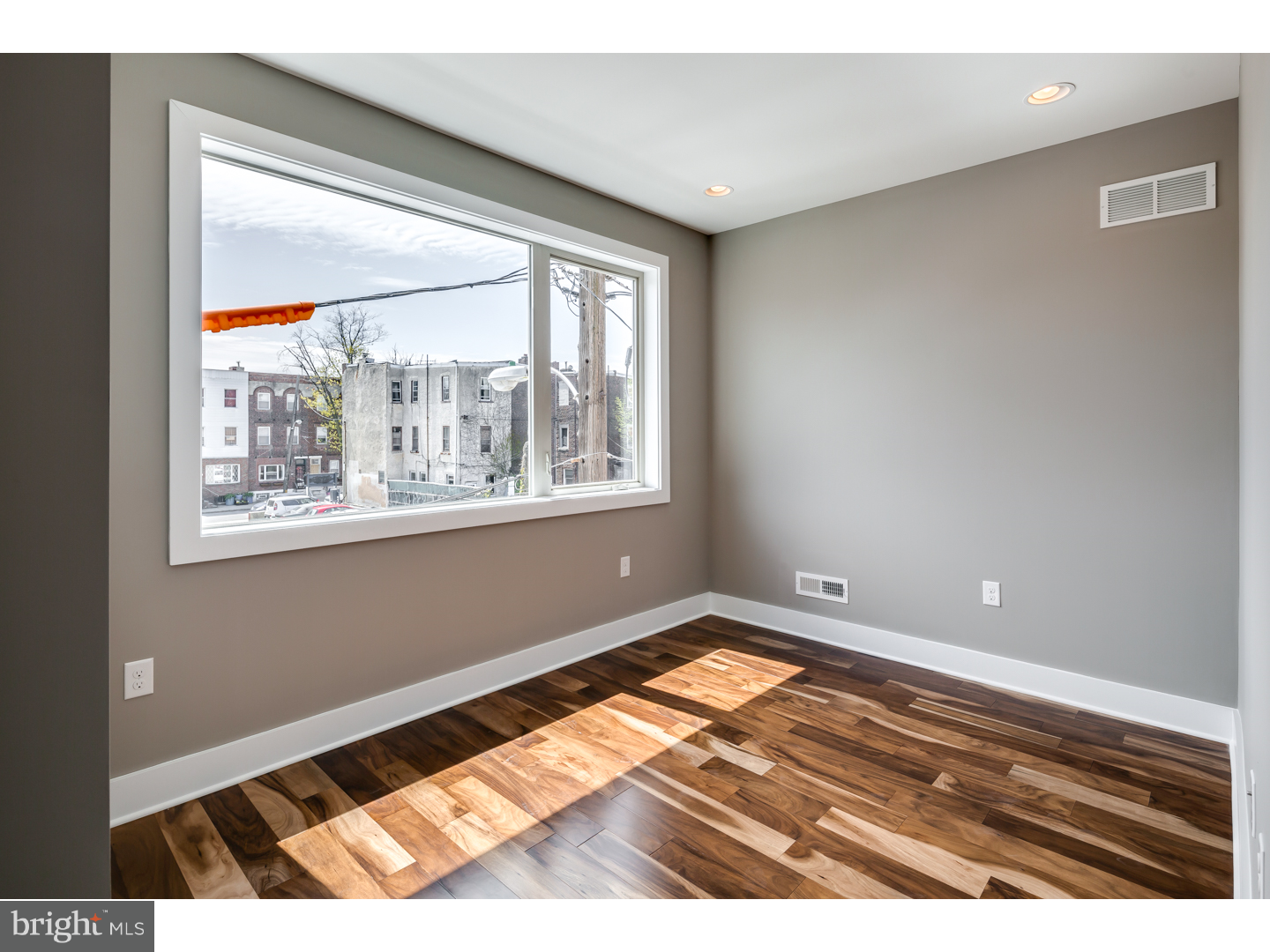 BELLA VISTA - Residential