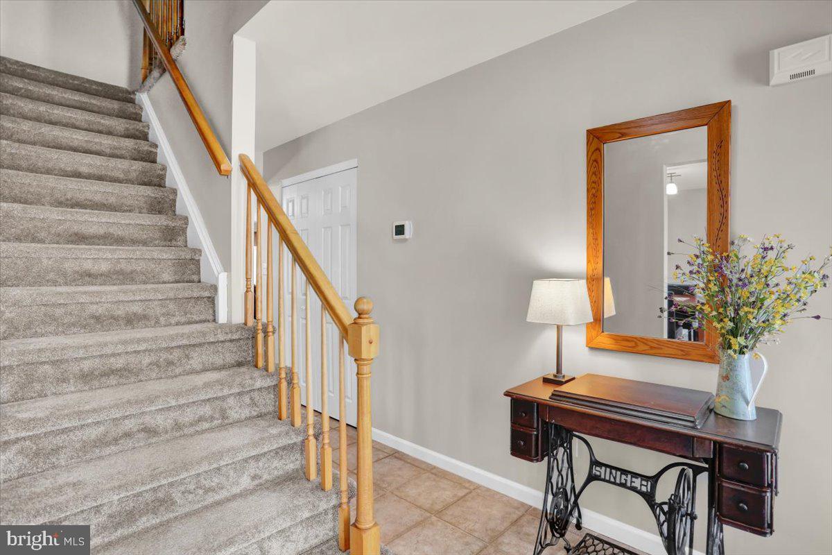 10 PRIMROSE LANE