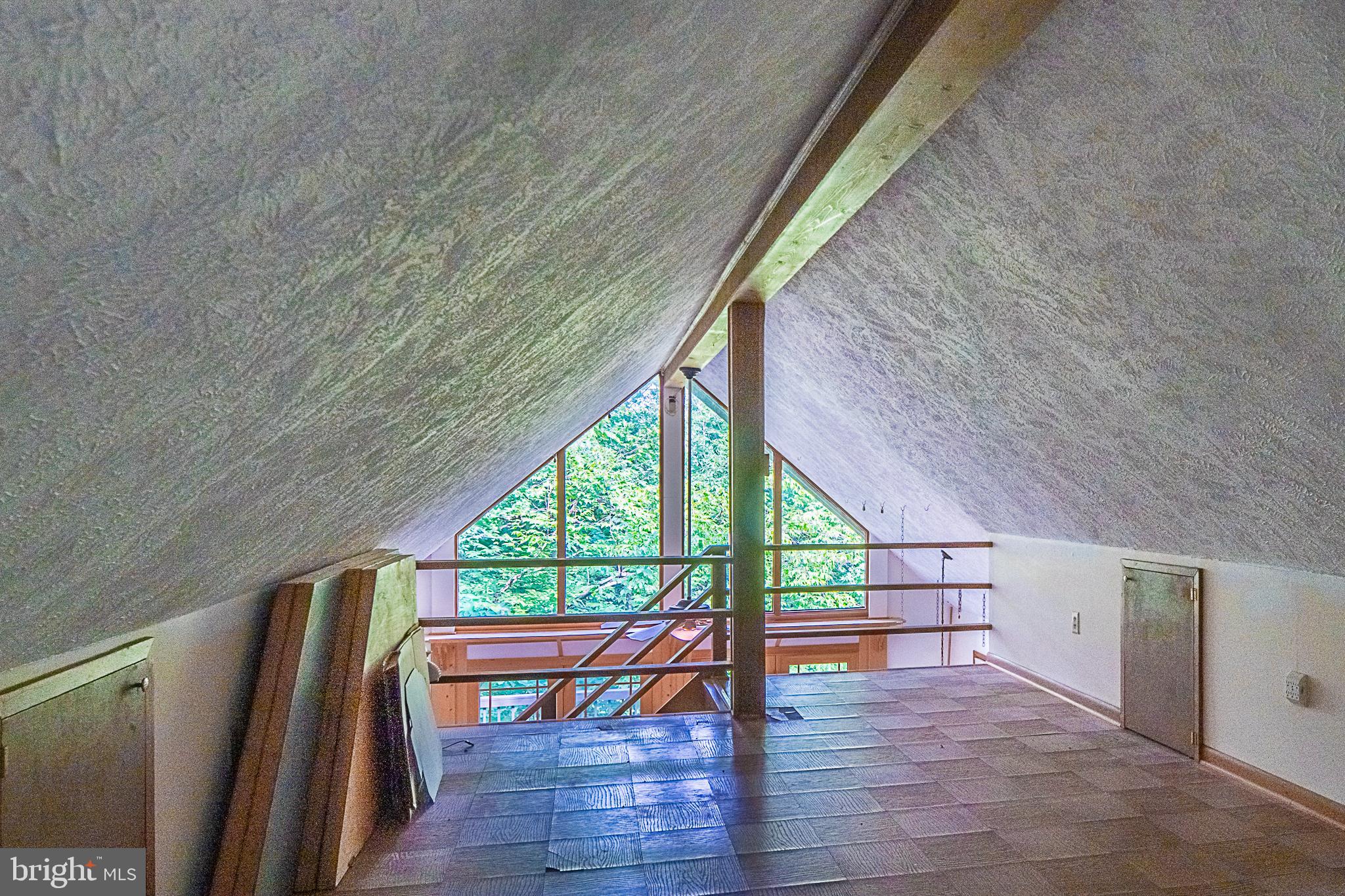 BLUE MOUNTAIN - Residential