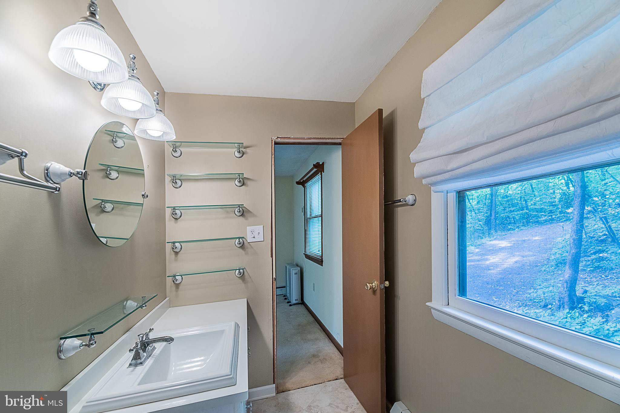 BLUE MOUNTAIN - Residential