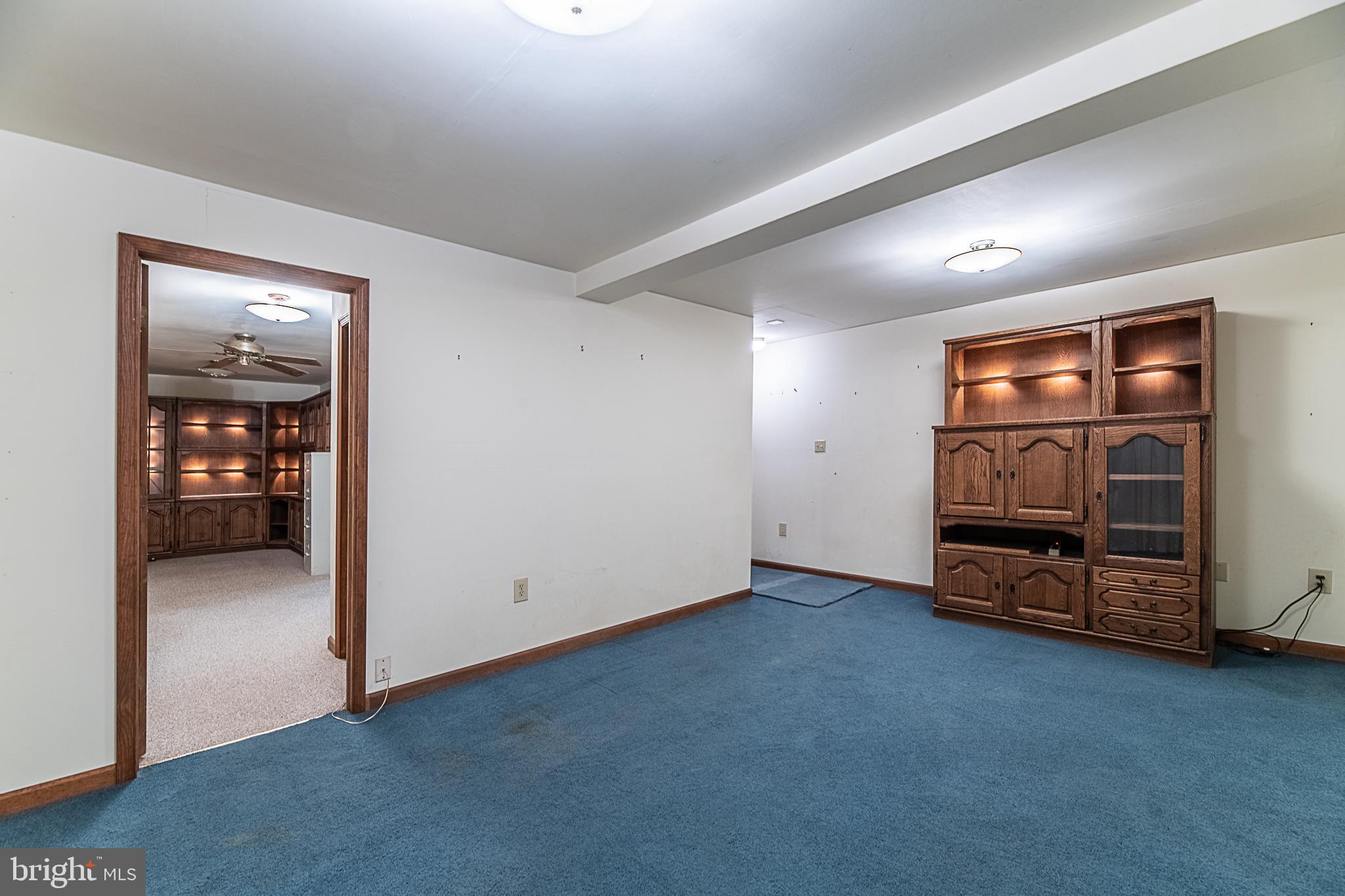 BLUE MOUNTAIN - Residential