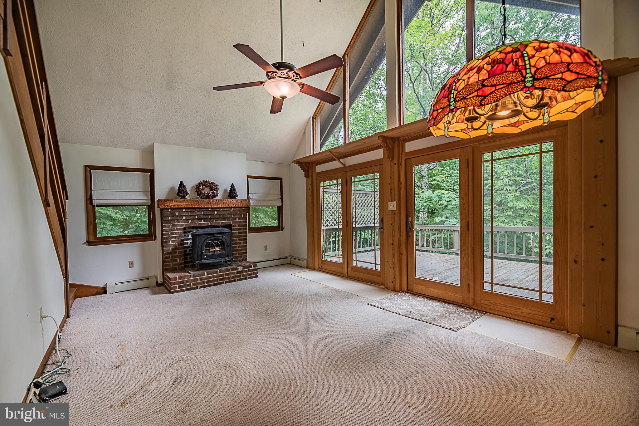 BLUE MOUNTAIN - Residential