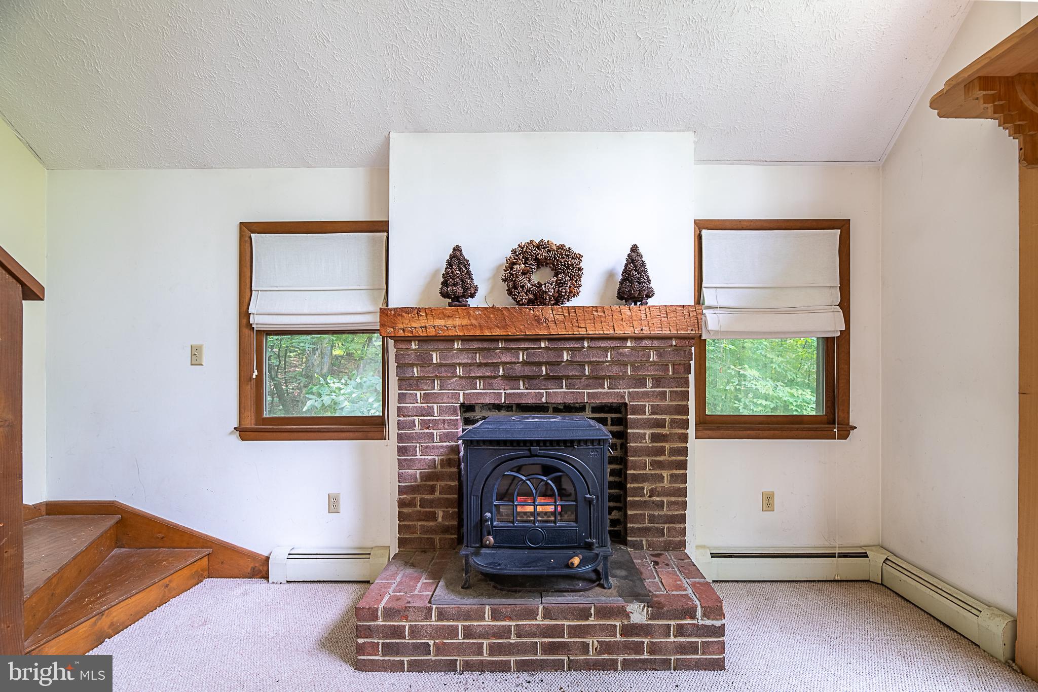 BLUE MOUNTAIN - Residential