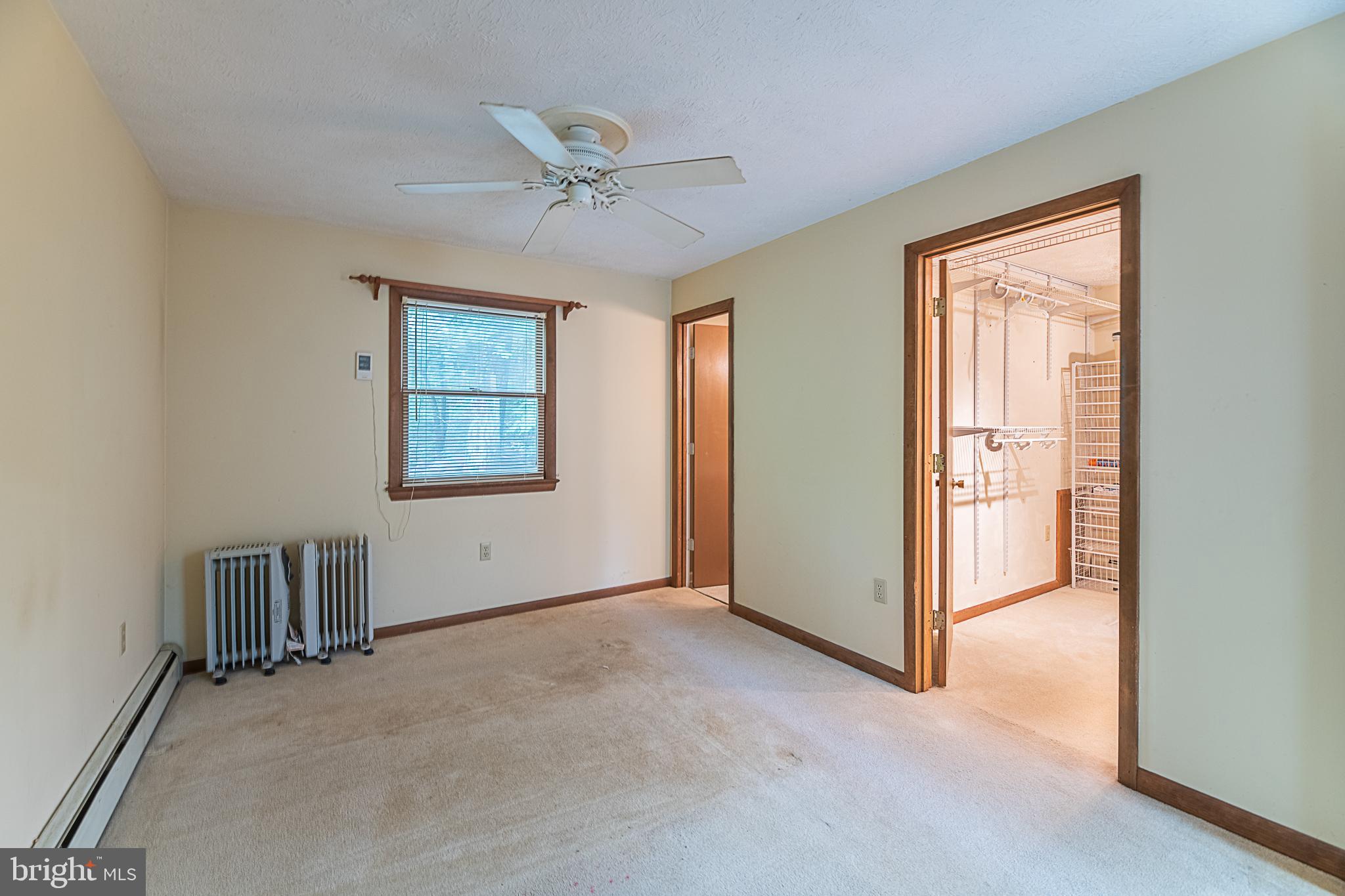 BLUE MOUNTAIN - Residential