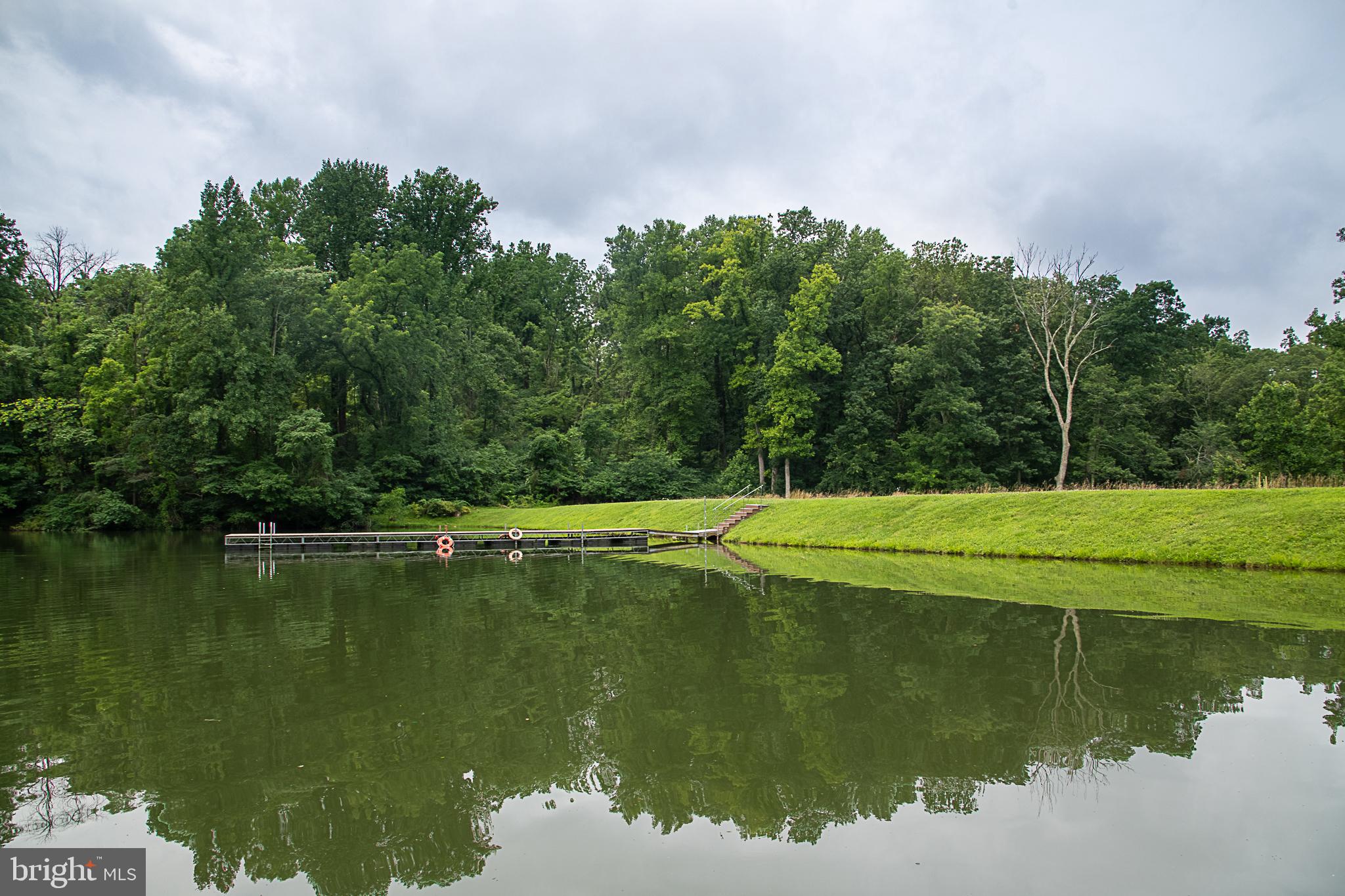 BLUE MOUNTAIN - Residential