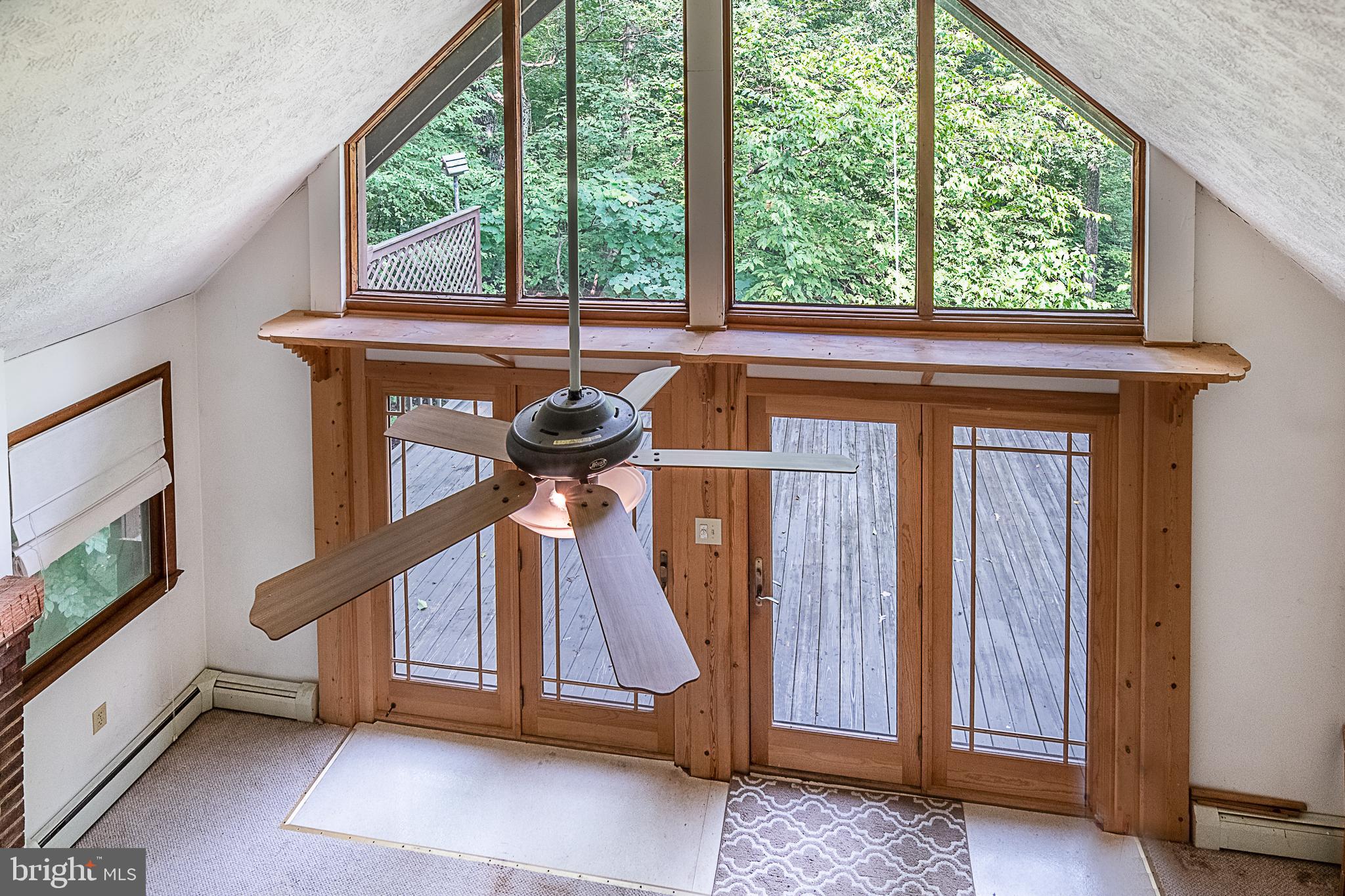 BLUE MOUNTAIN - Residential