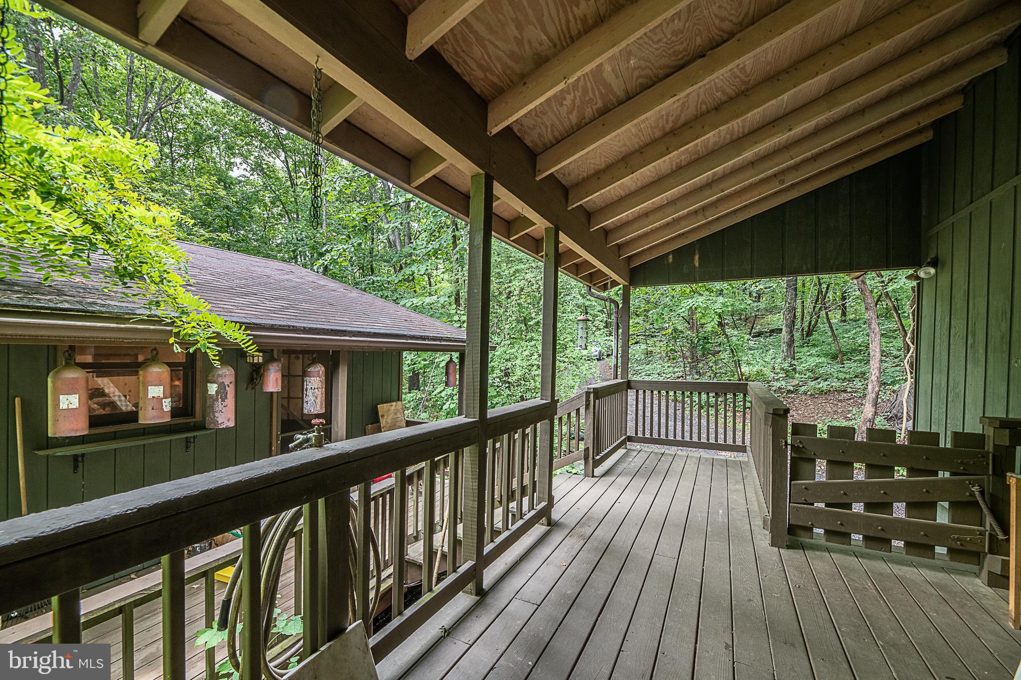 BLUE MOUNTAIN - Residential