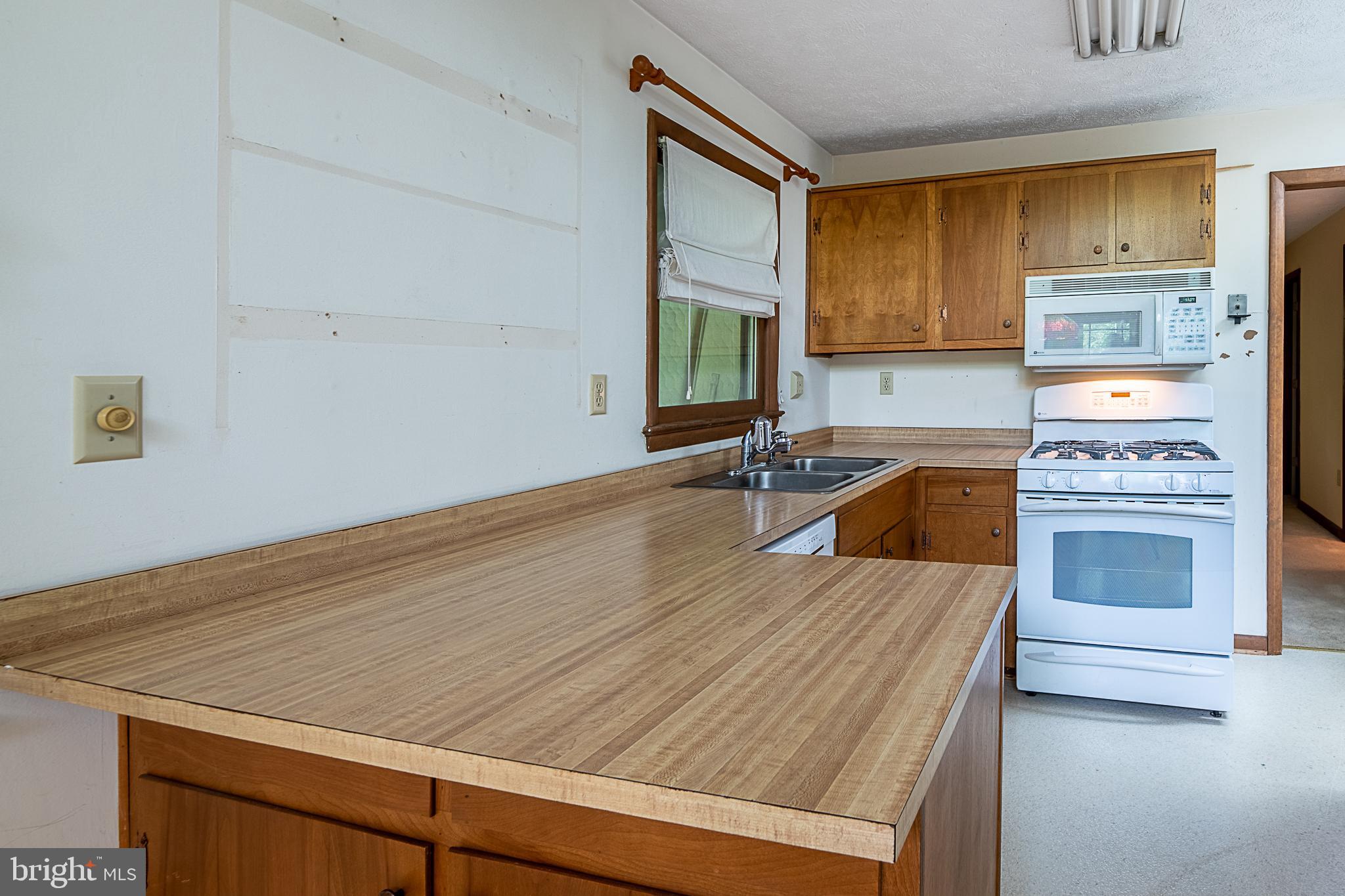 BLUE MOUNTAIN - Residential