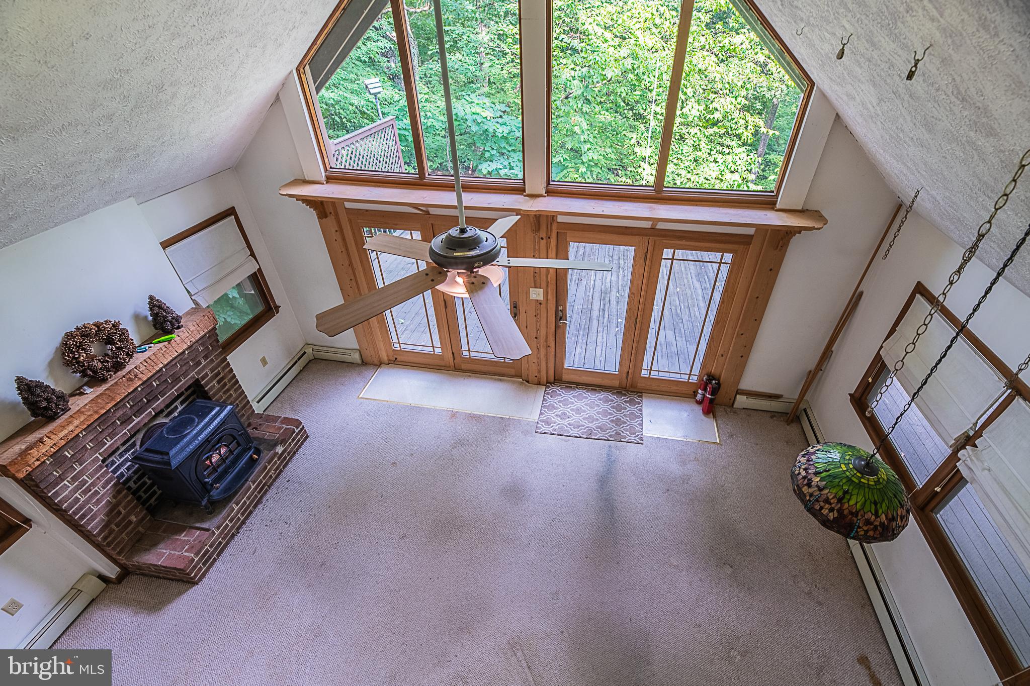 BLUE MOUNTAIN - Residential