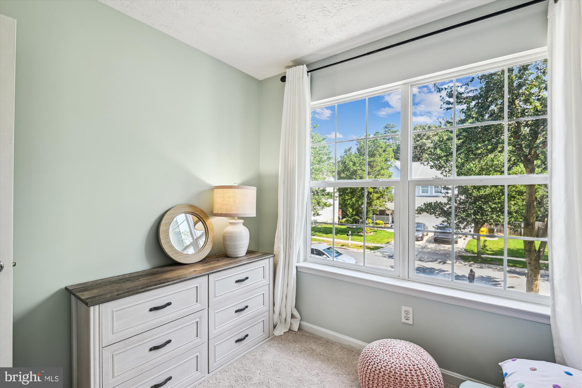 ASHTON - Residential