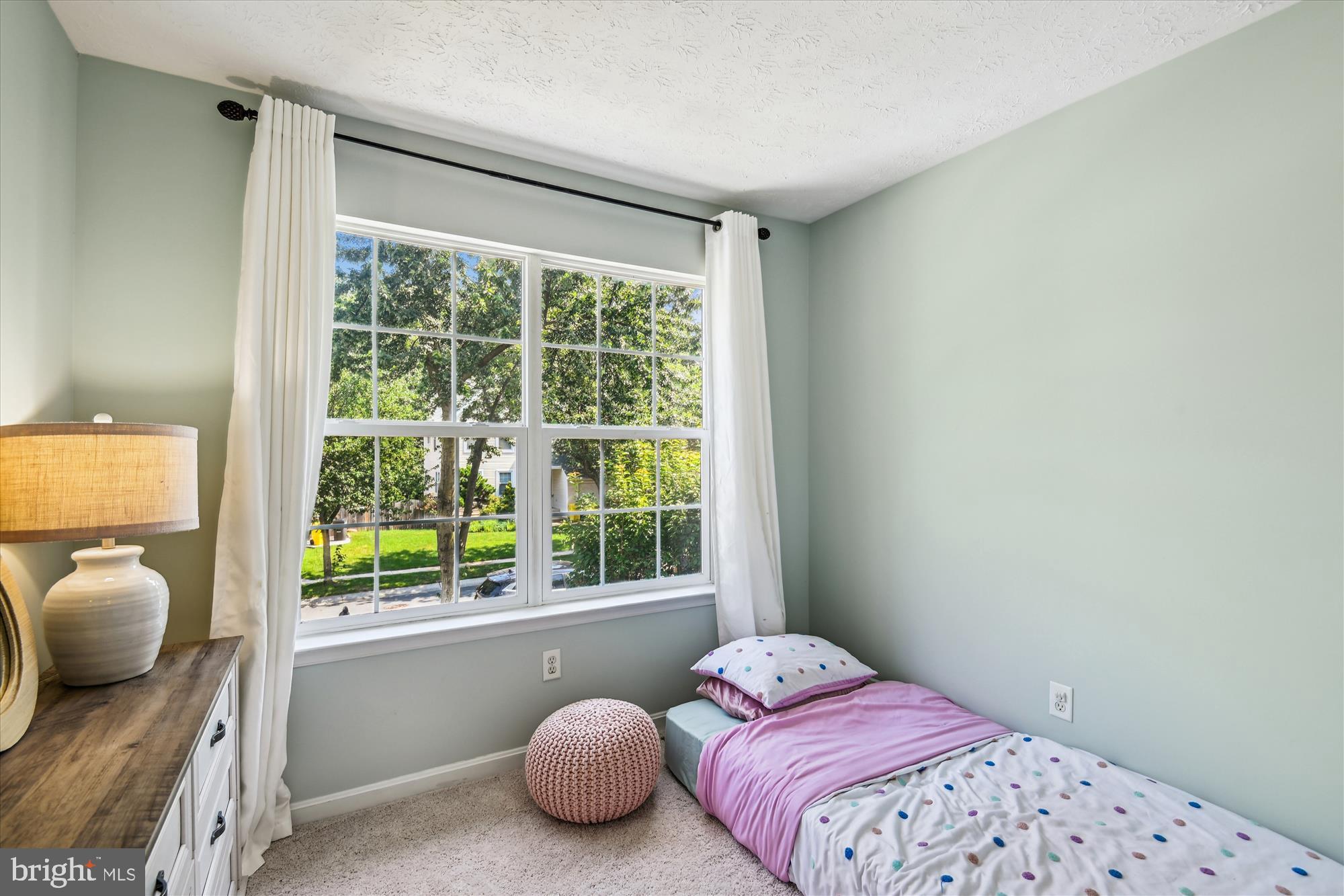 ASHTON - Residential