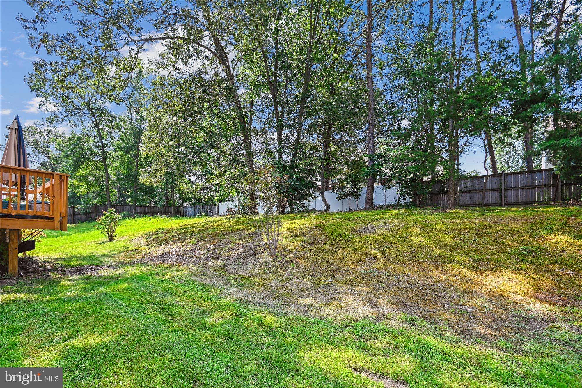 ASHTON - Residential