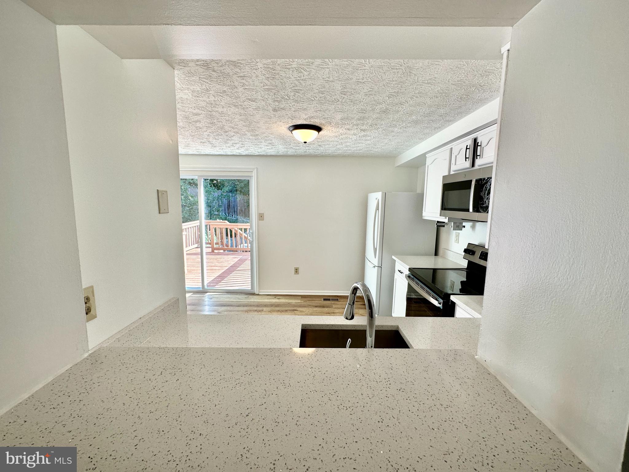 UPTON VILLAGE NORTH - Residential Lease