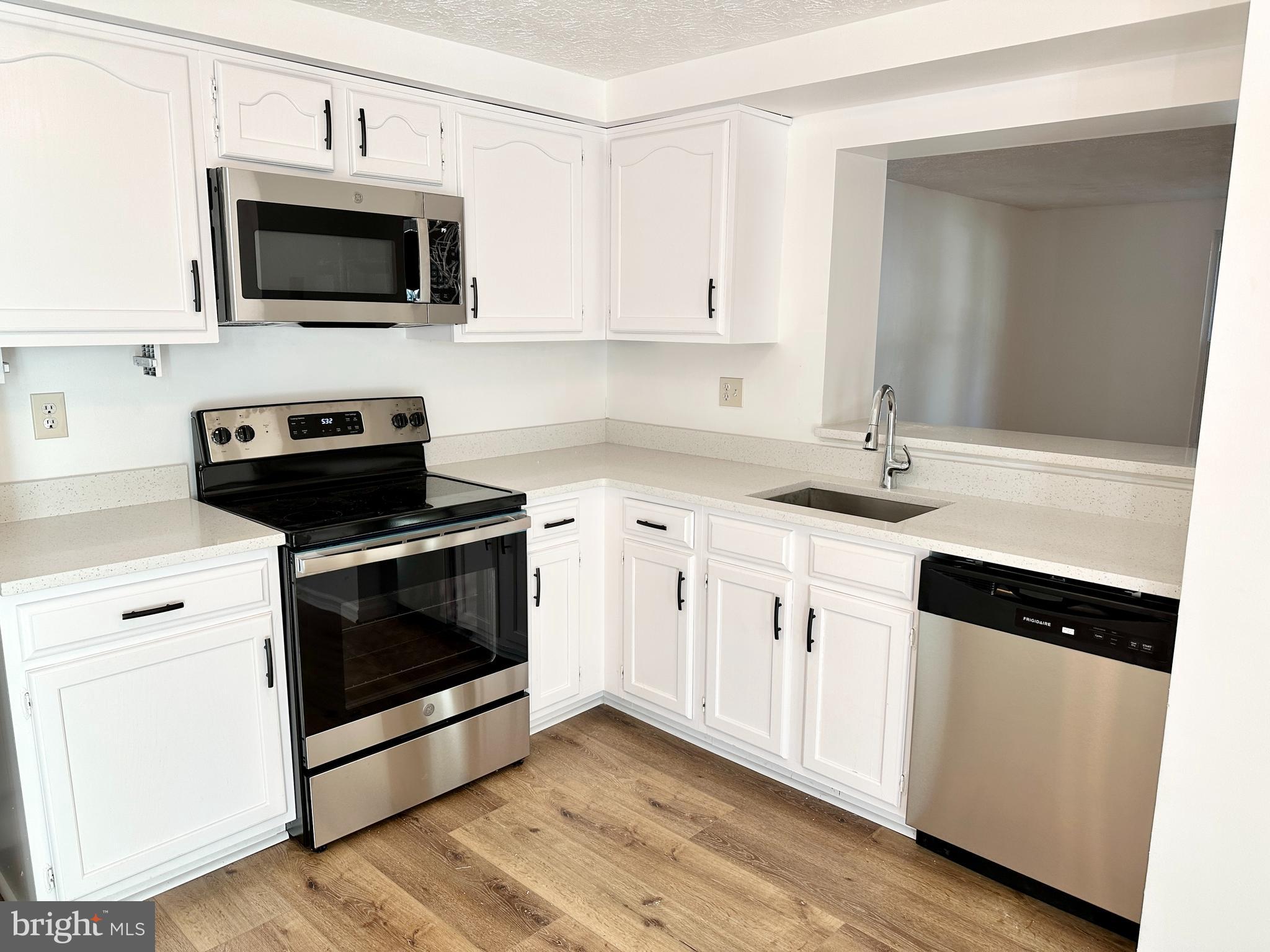 UPTON VILLAGE NORTH - Residential Lease