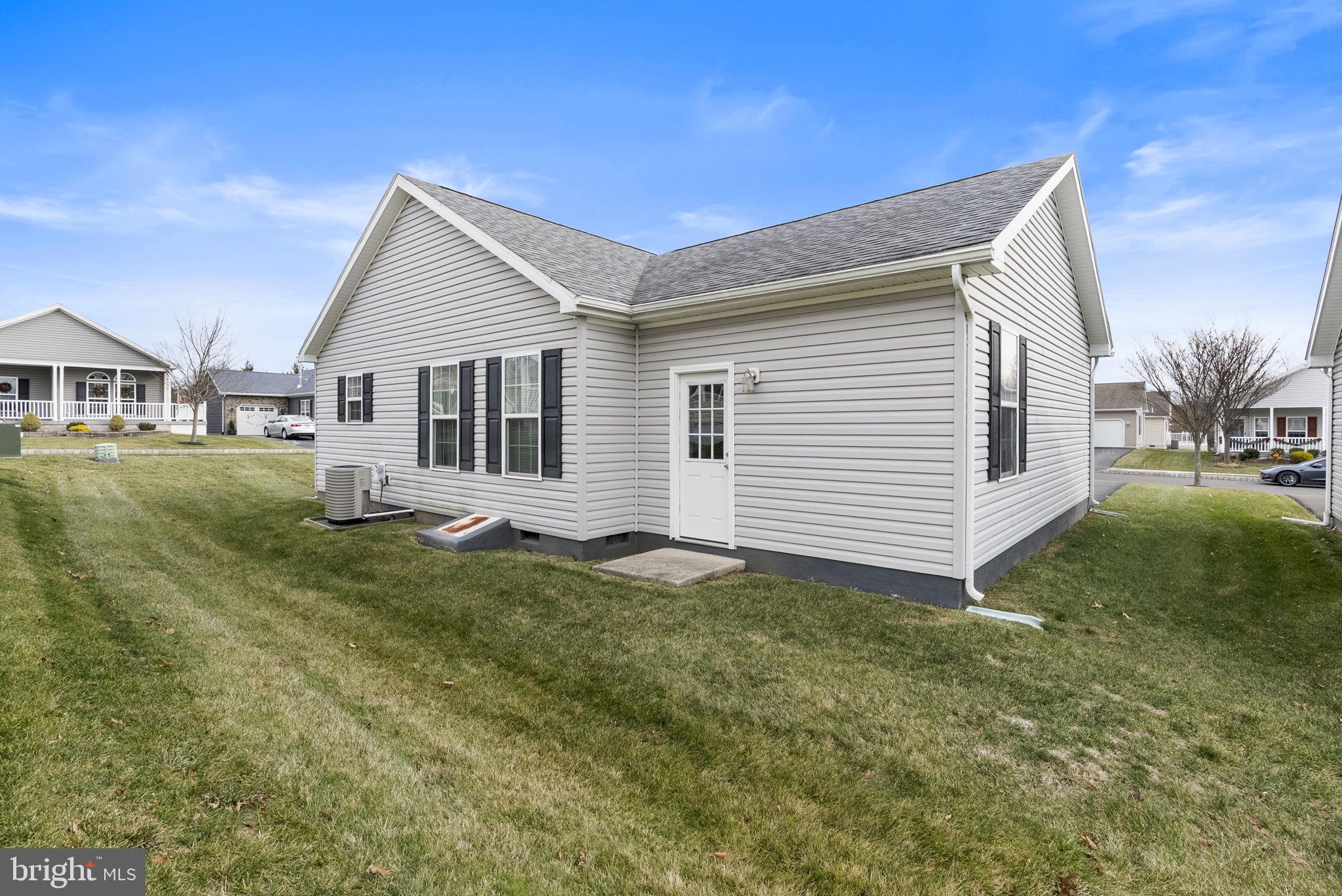 BLUE BELL SPRINGS - Residential