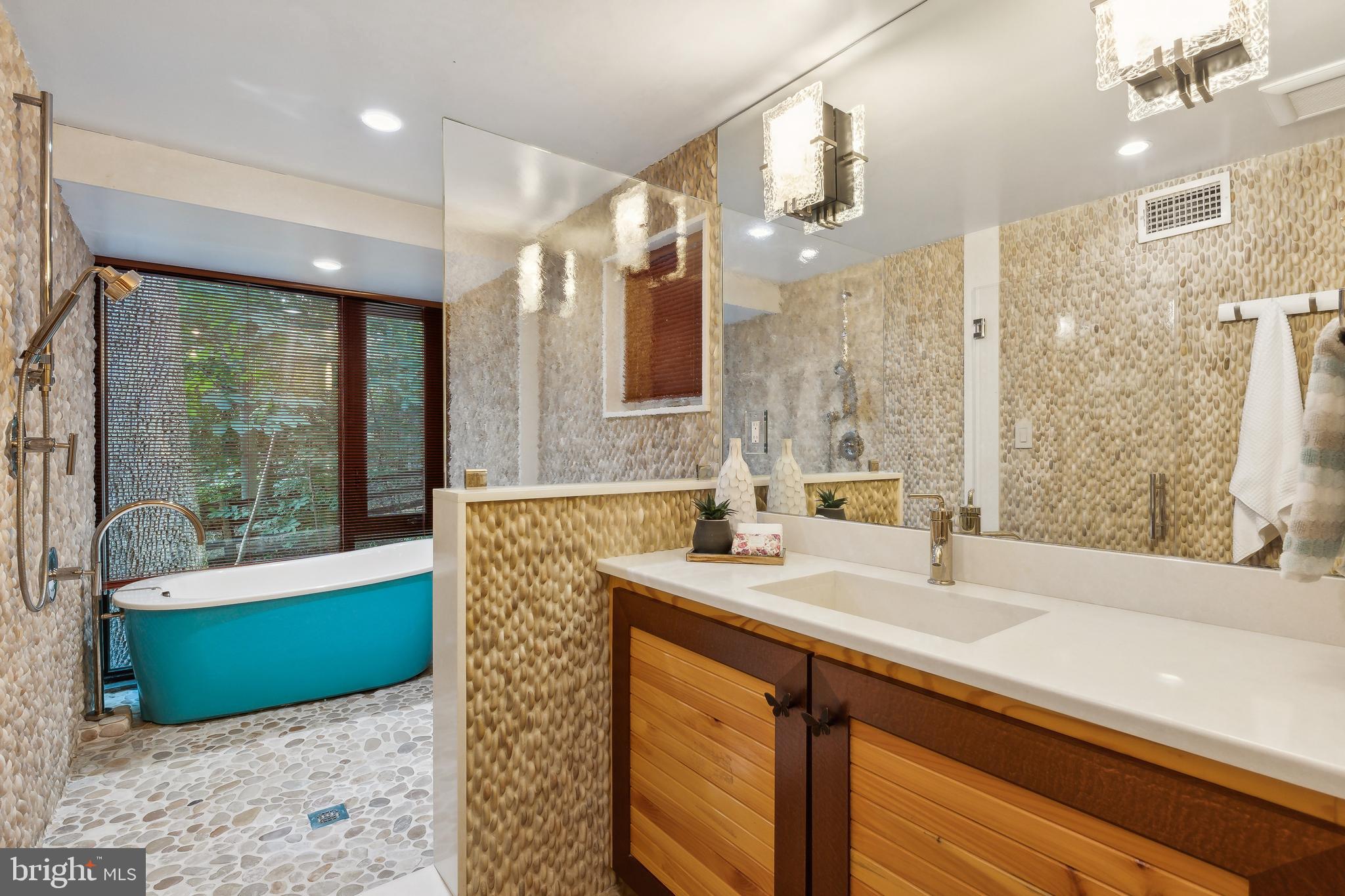 BEALLMOUNT GROVE - Residential