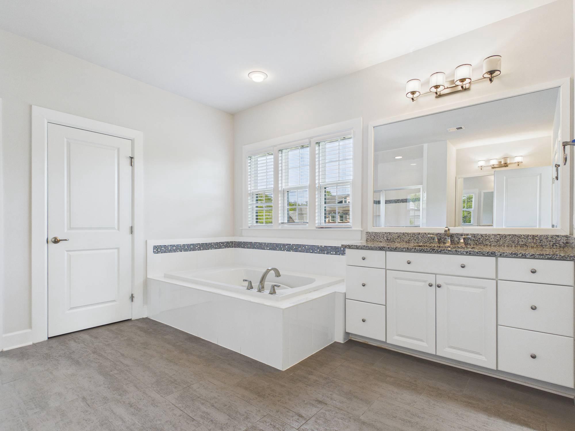 MARBURY - Residential