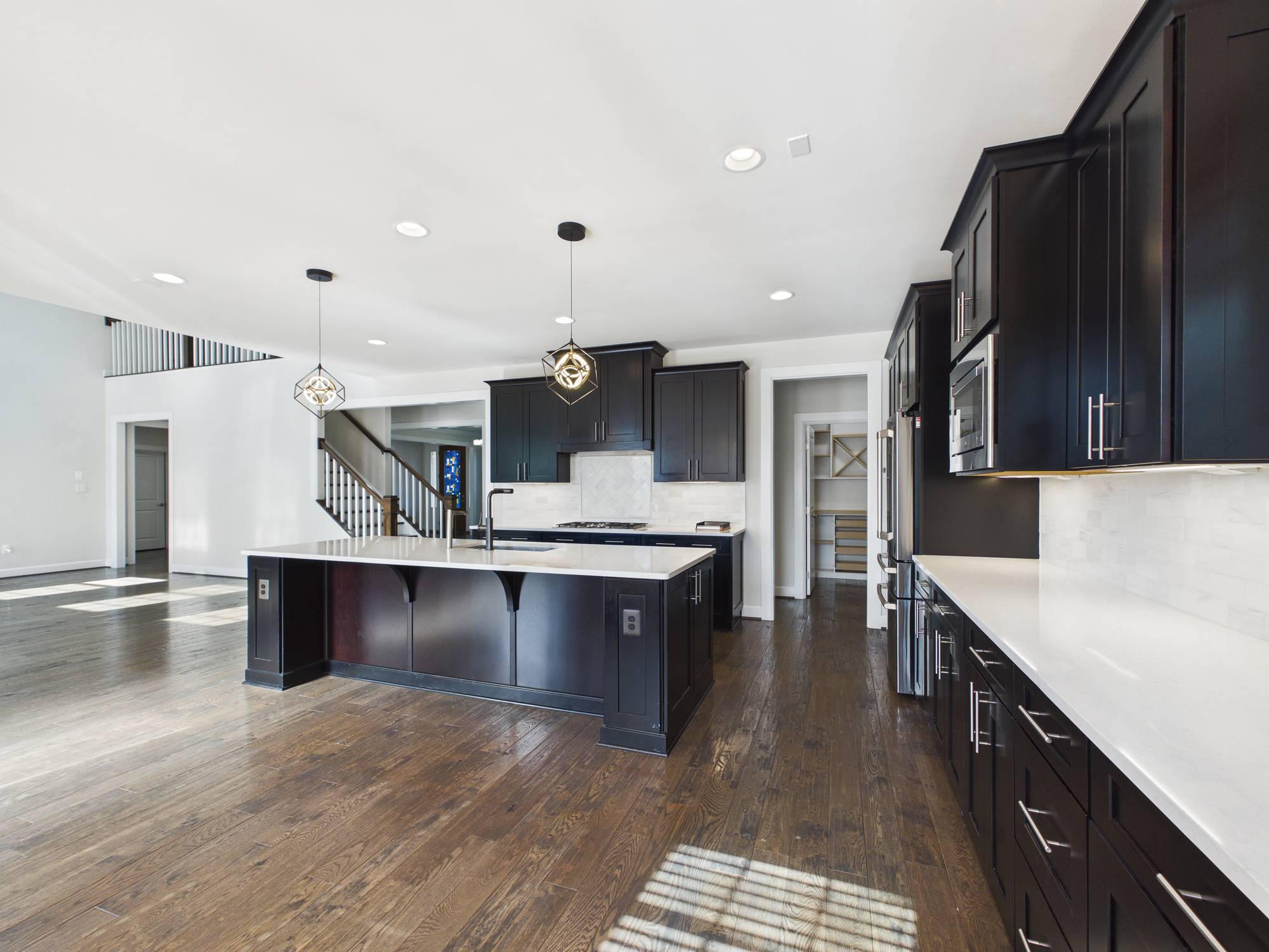 MARBURY - Residential