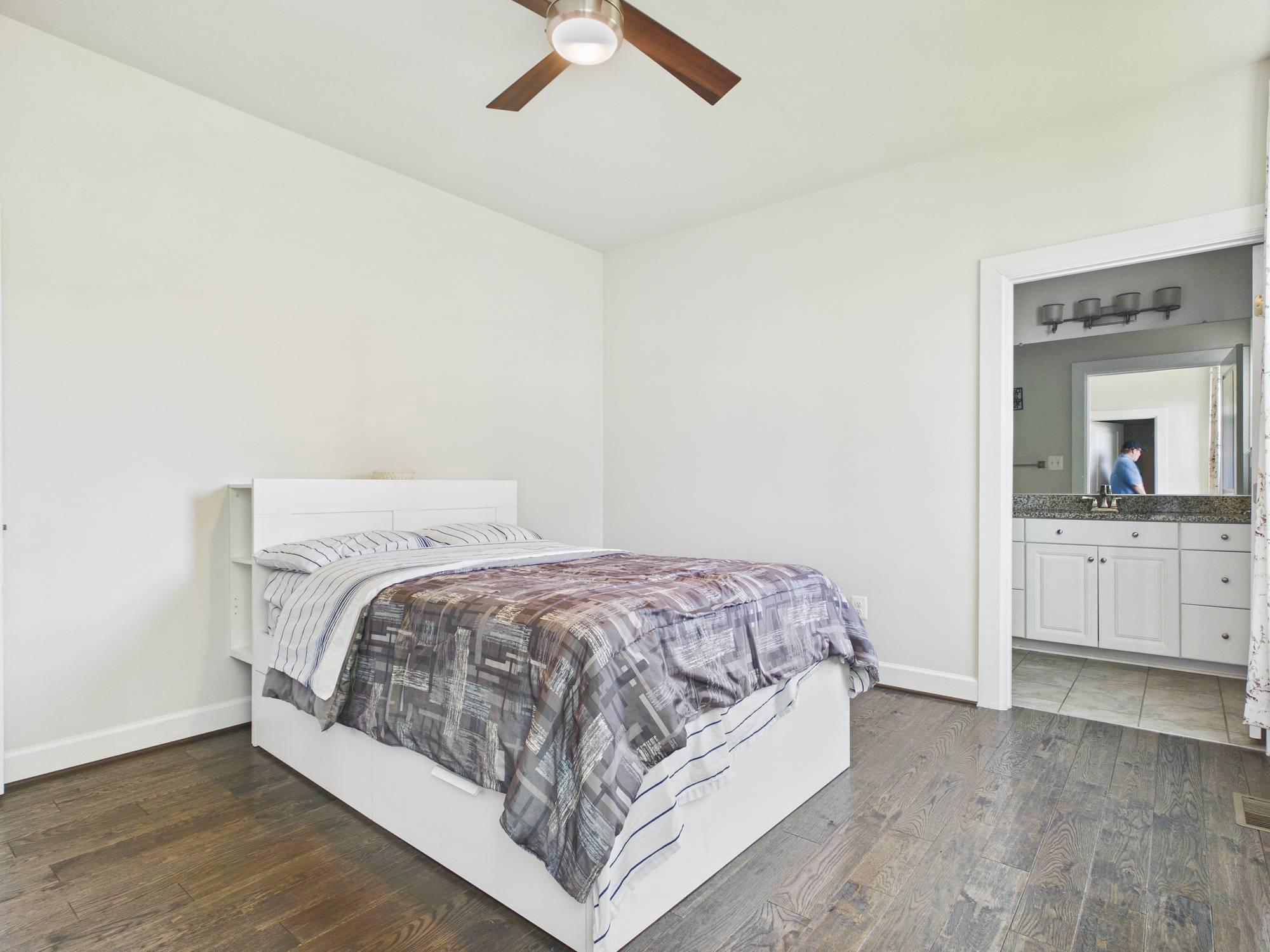 MARBURY - Residential