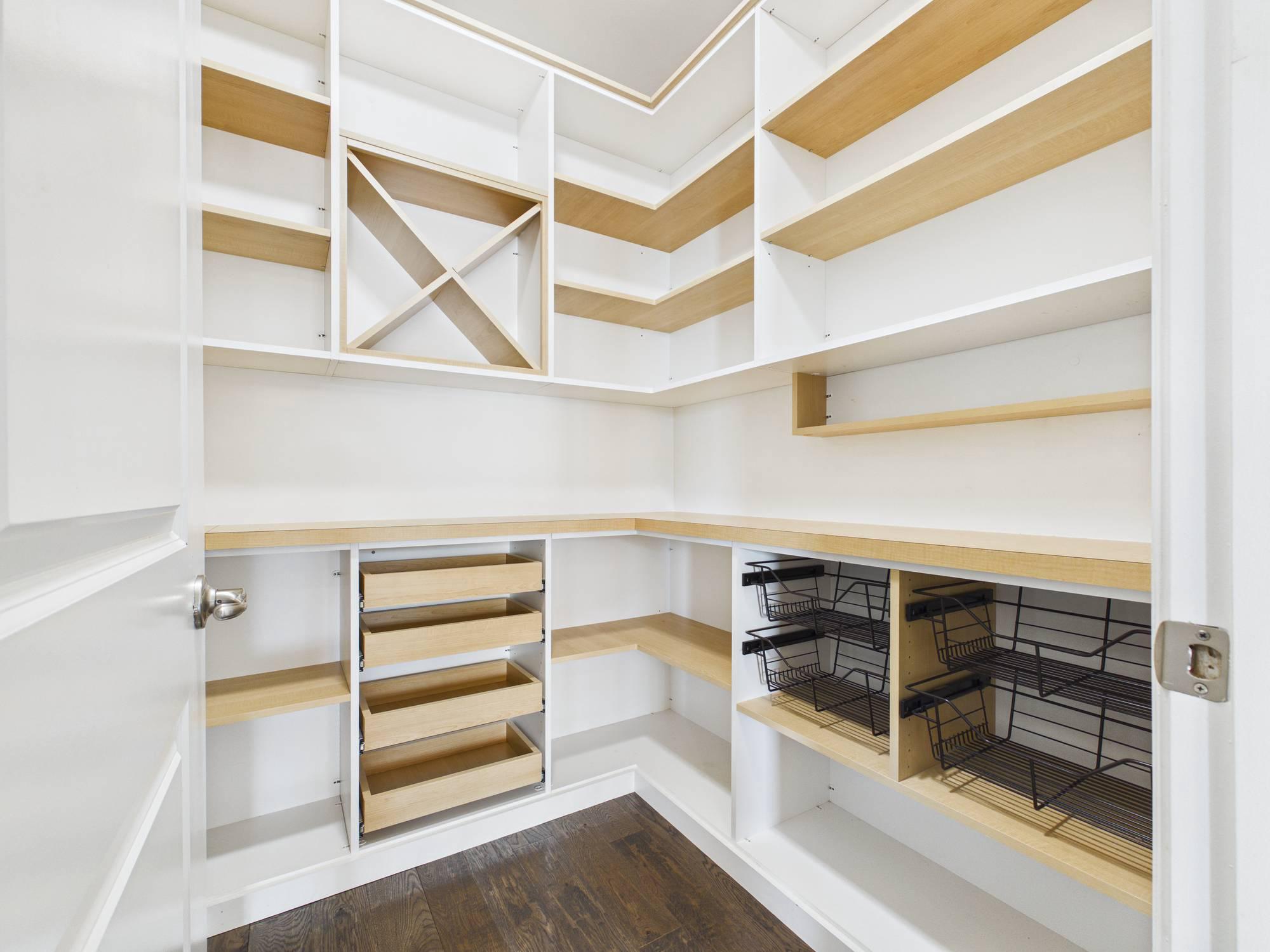 MARBURY - Residential