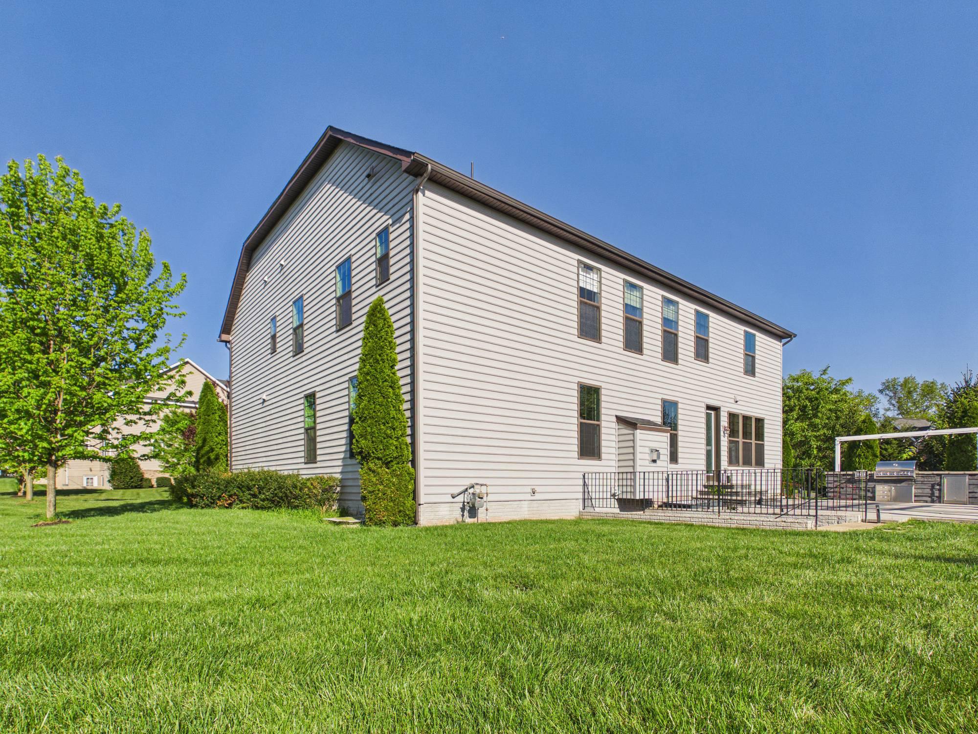 42106 BARRYMOORE PLACE