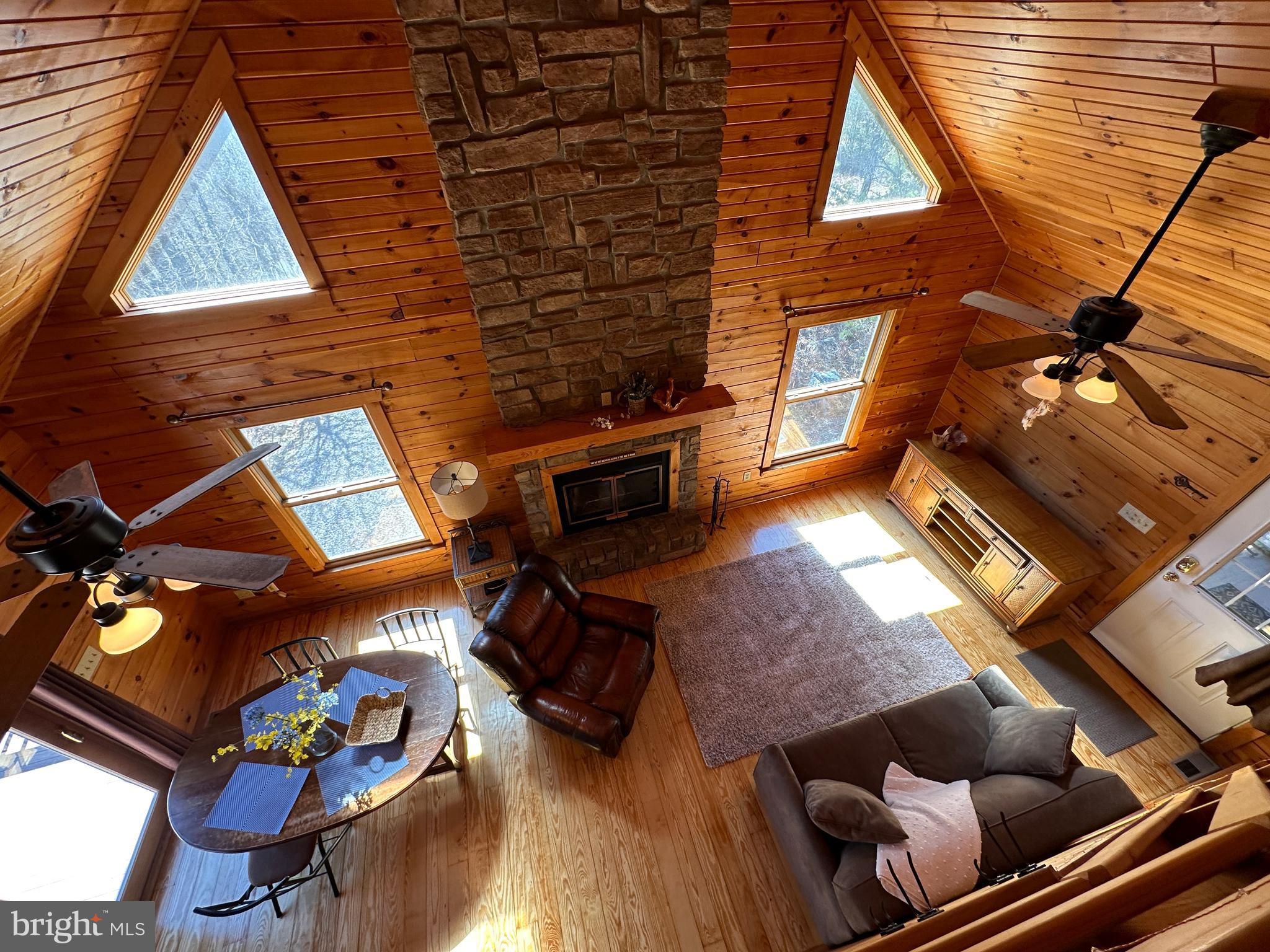 RIVER RIDGE - Residential