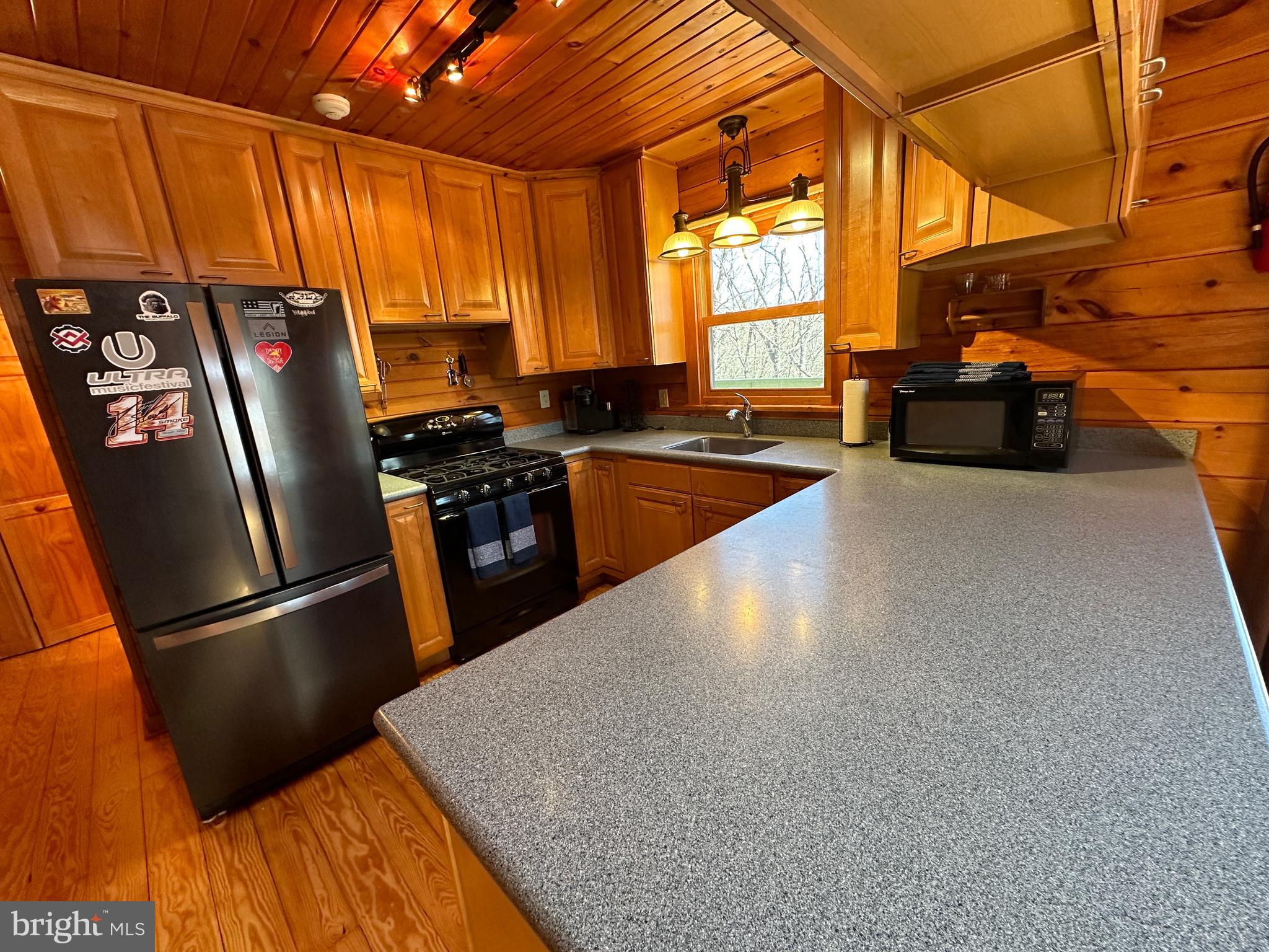 RIVER RIDGE - Residential