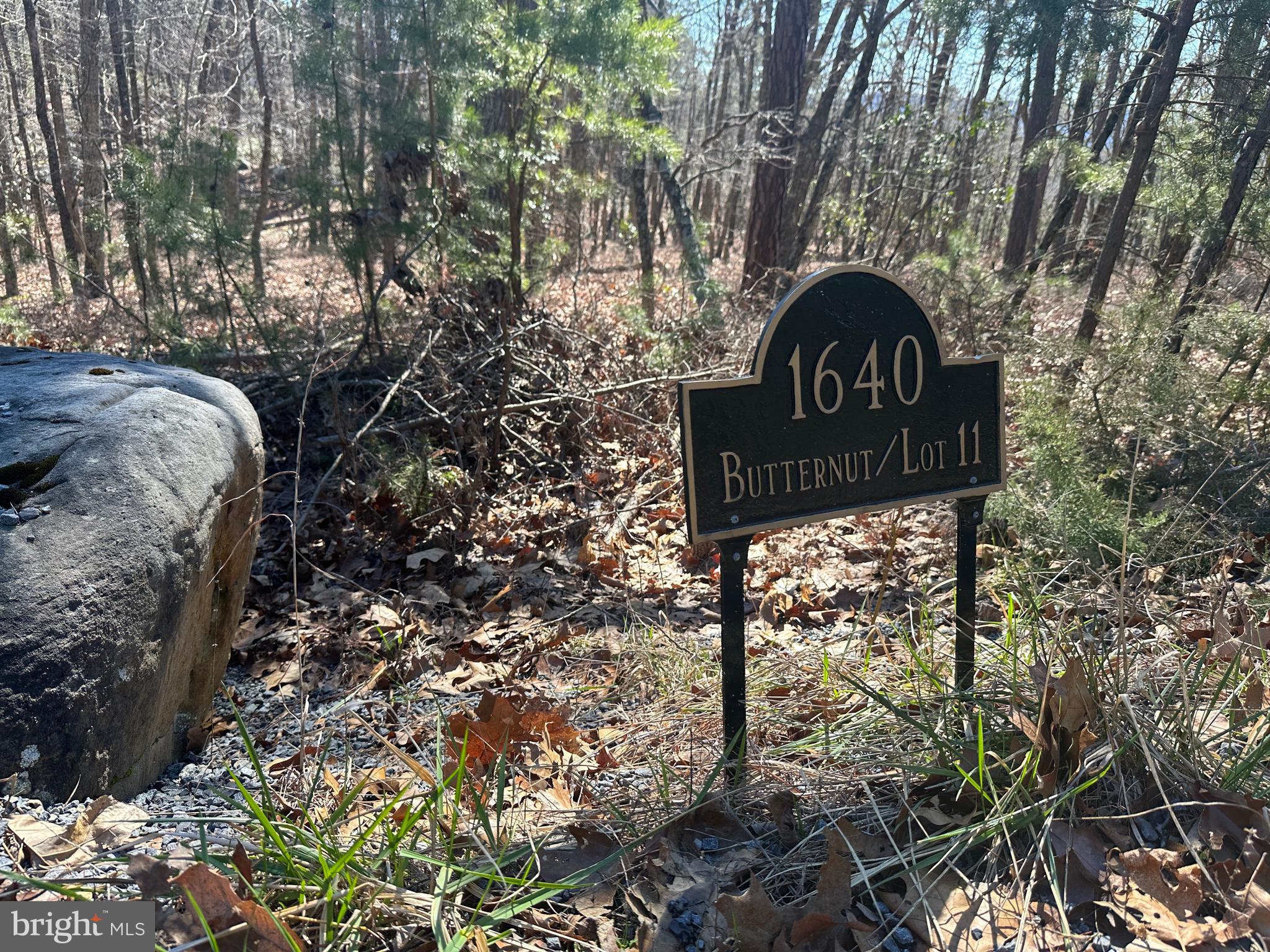 RIVER RIDGE - Residential