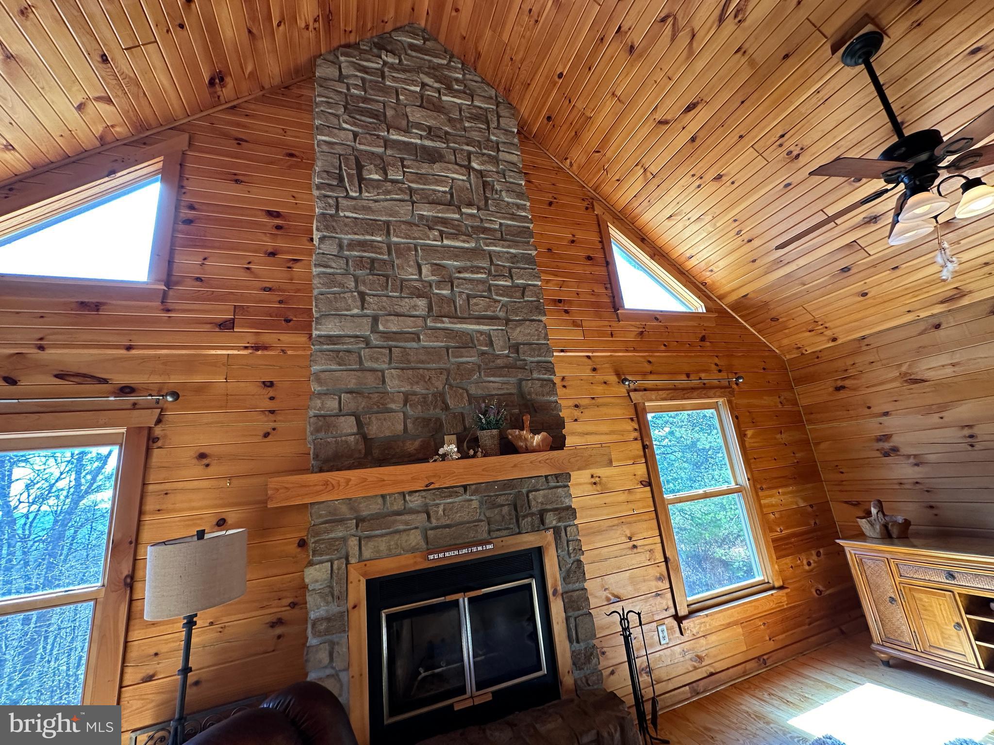 RIVER RIDGE - Residential