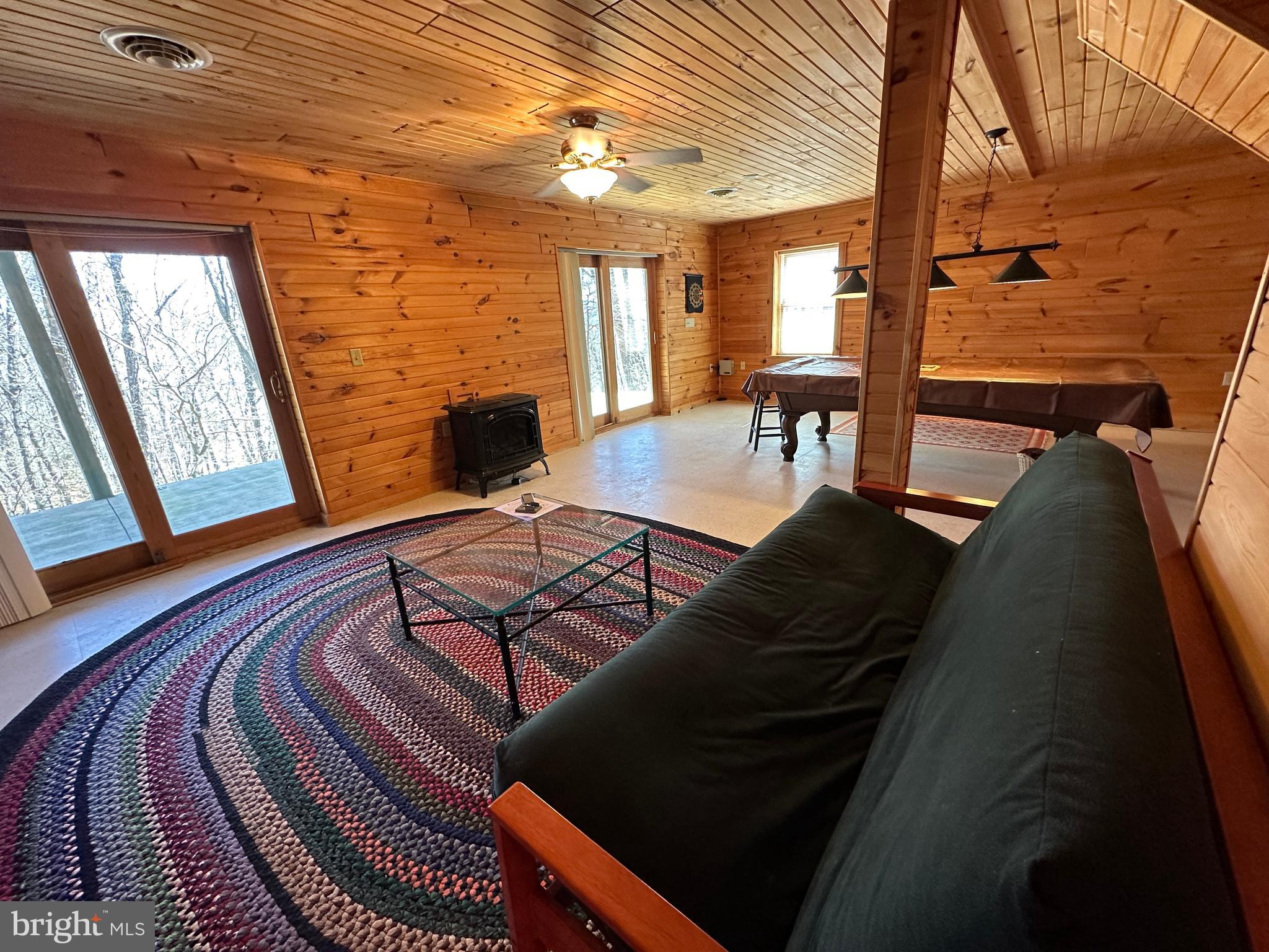 RIVER RIDGE - Residential