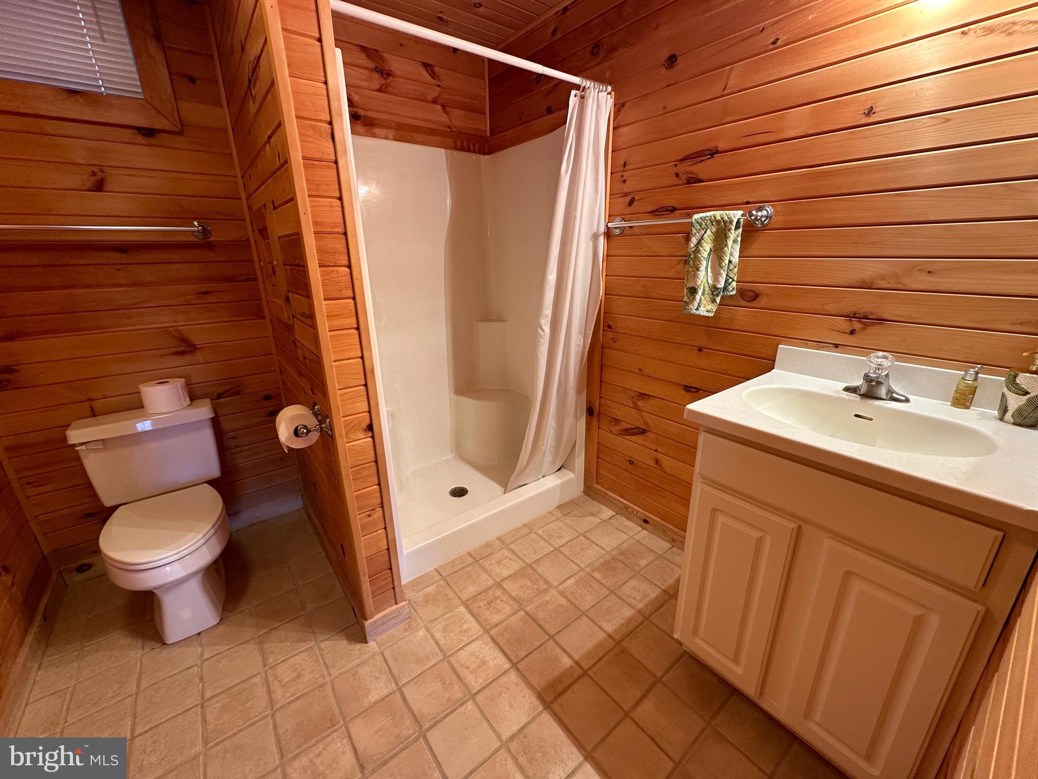 RIVER RIDGE - Residential