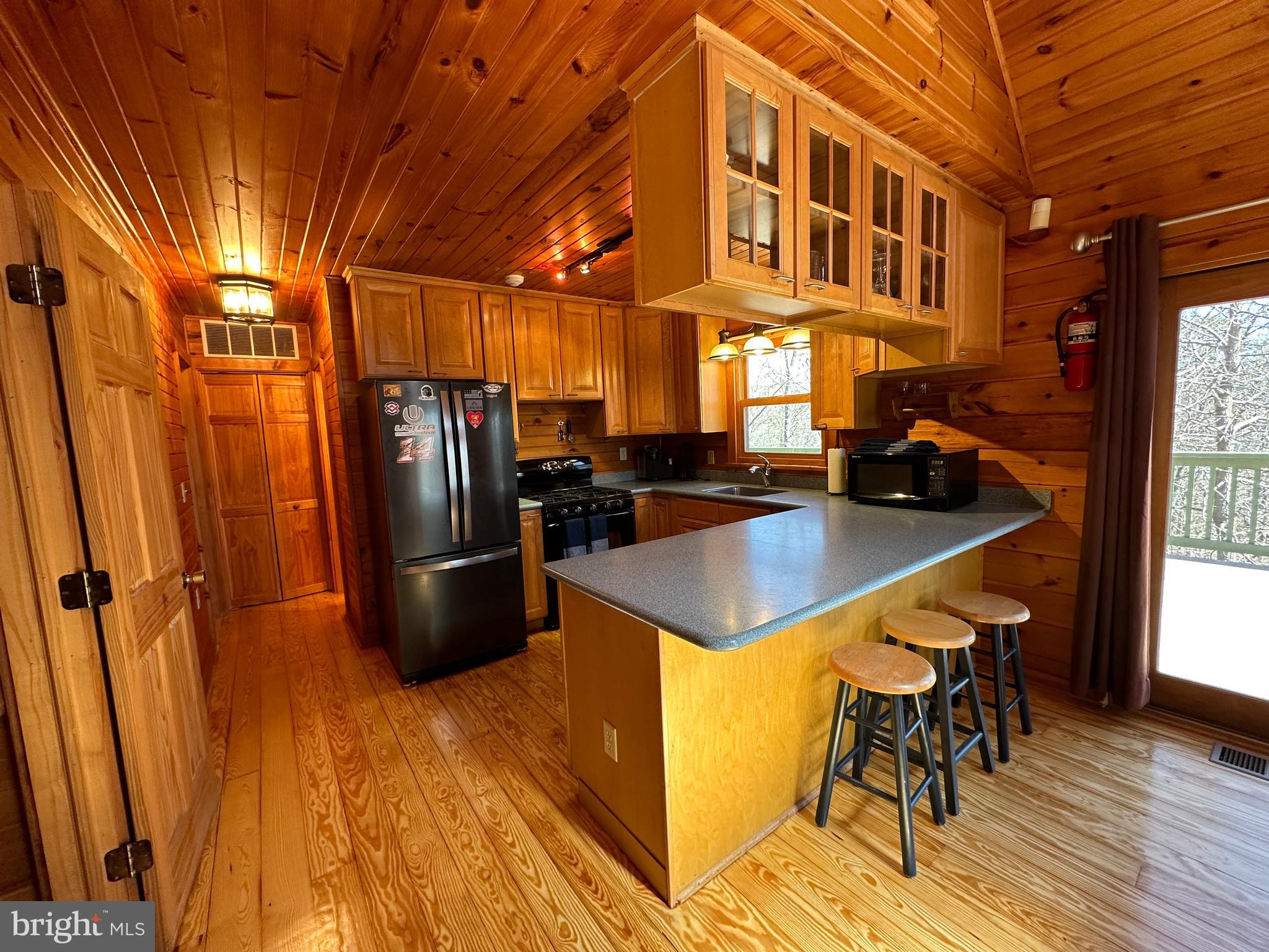 RIVER RIDGE - Residential