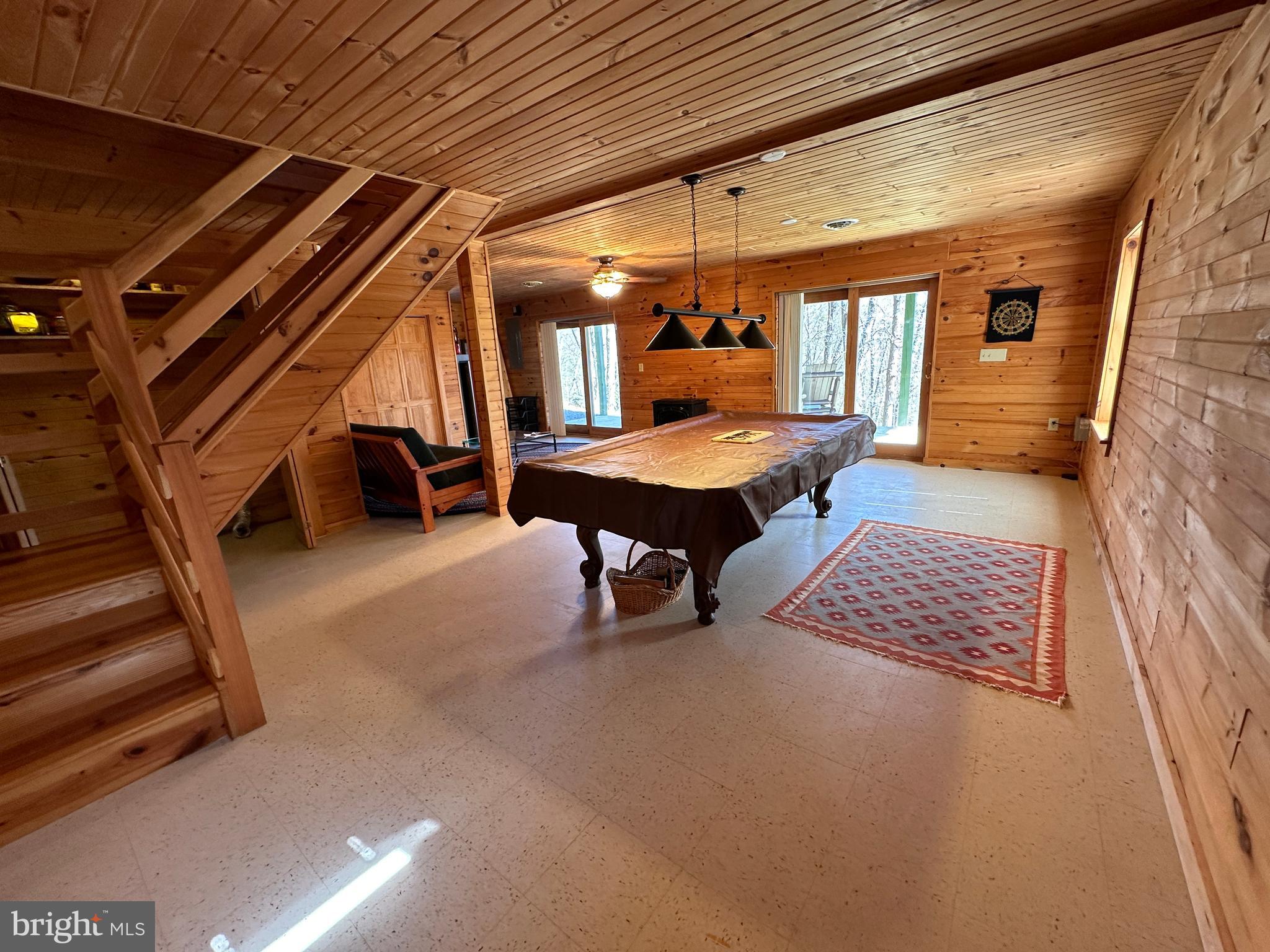 RIVER RIDGE - Residential