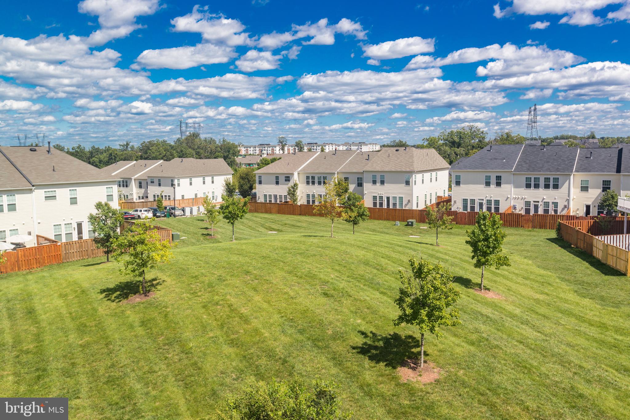 STONE RIDGE LAND BAY 3 - Residential Lease