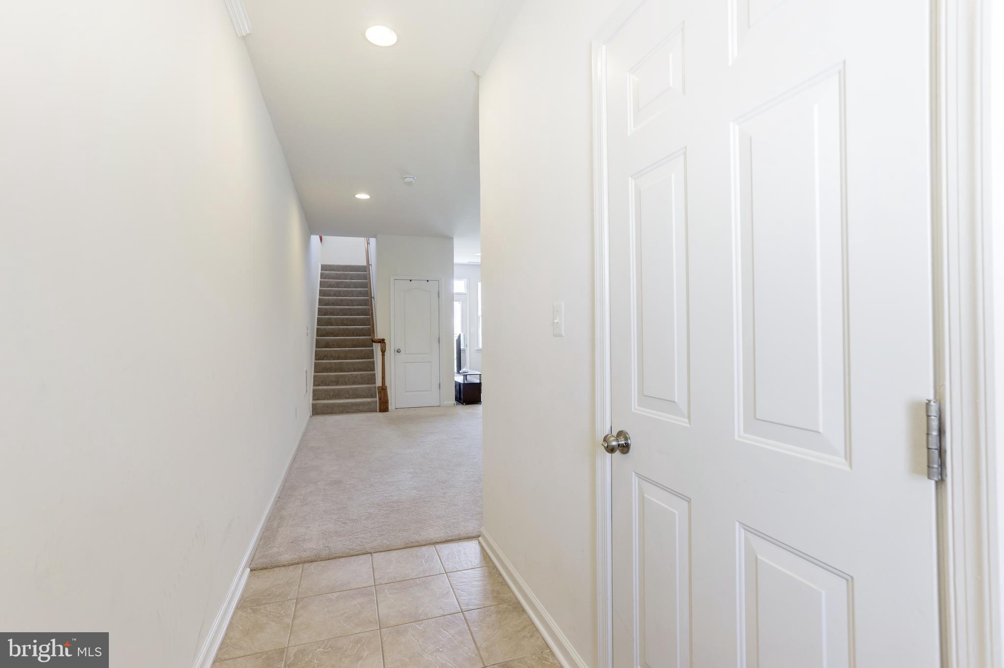 STONE RIDGE LAND BAY 3 - Residential Lease