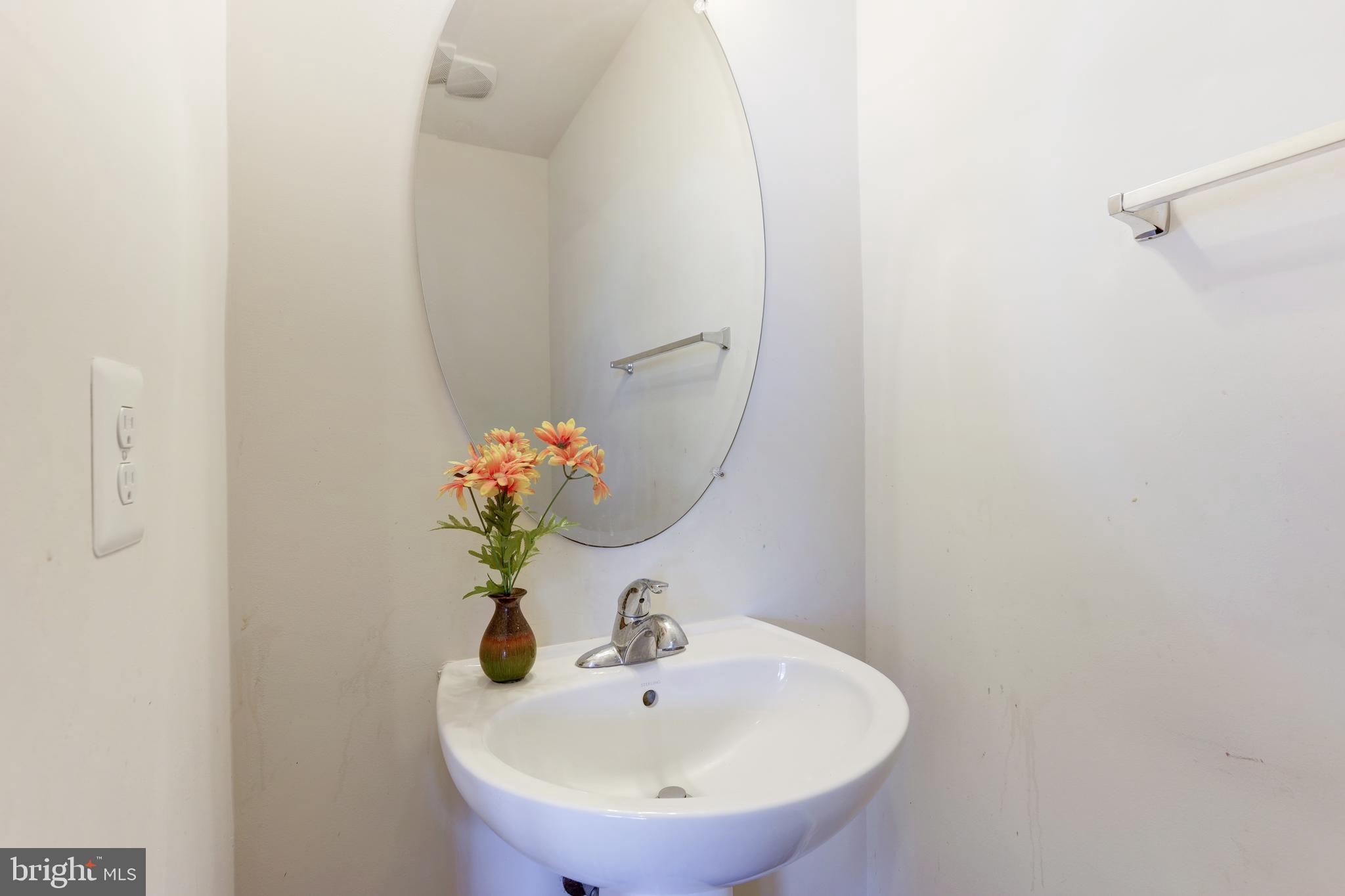 STONE RIDGE LAND BAY 3 - Residential Lease