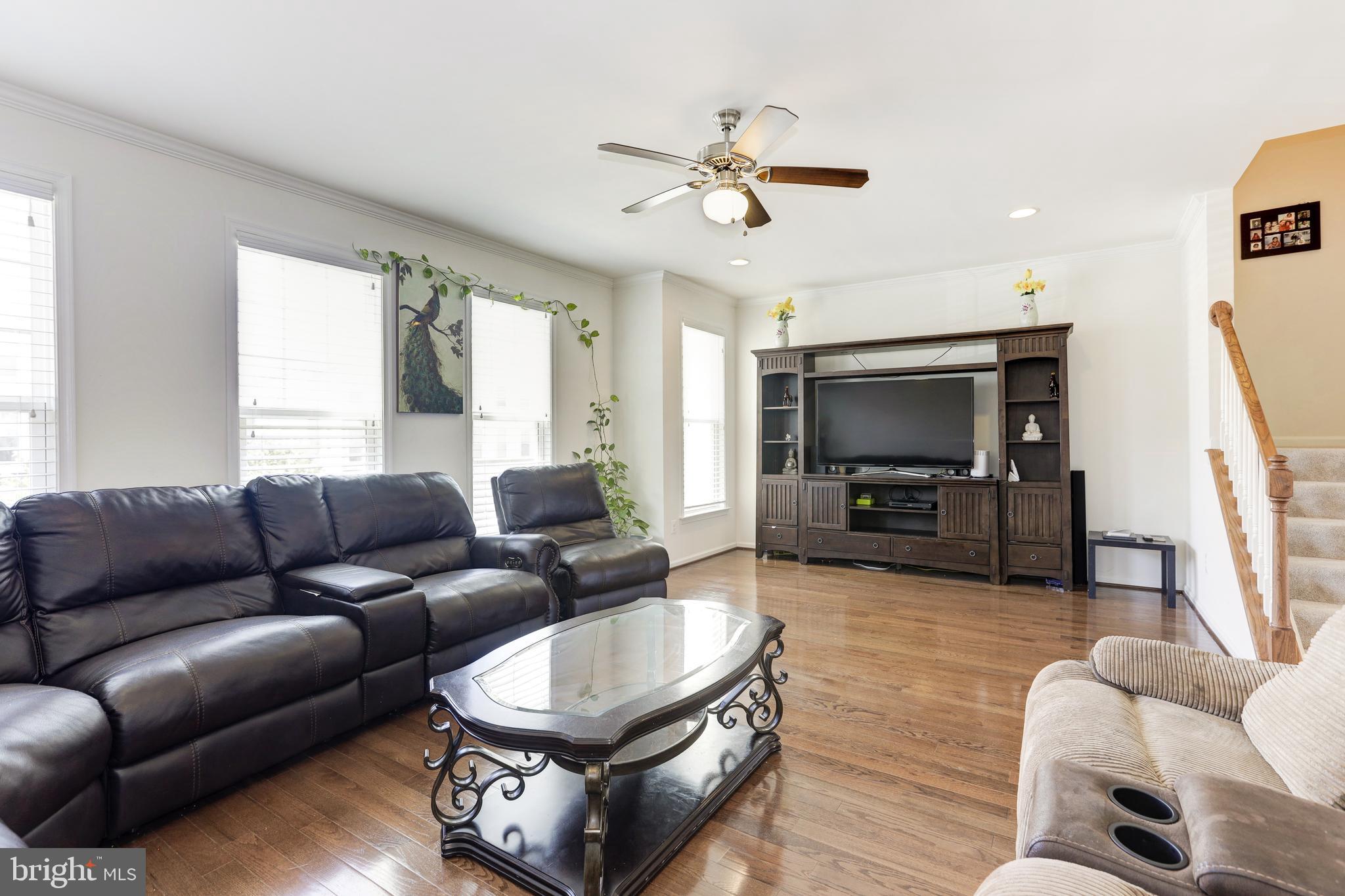 STONE RIDGE LAND BAY 3 - Residential Lease