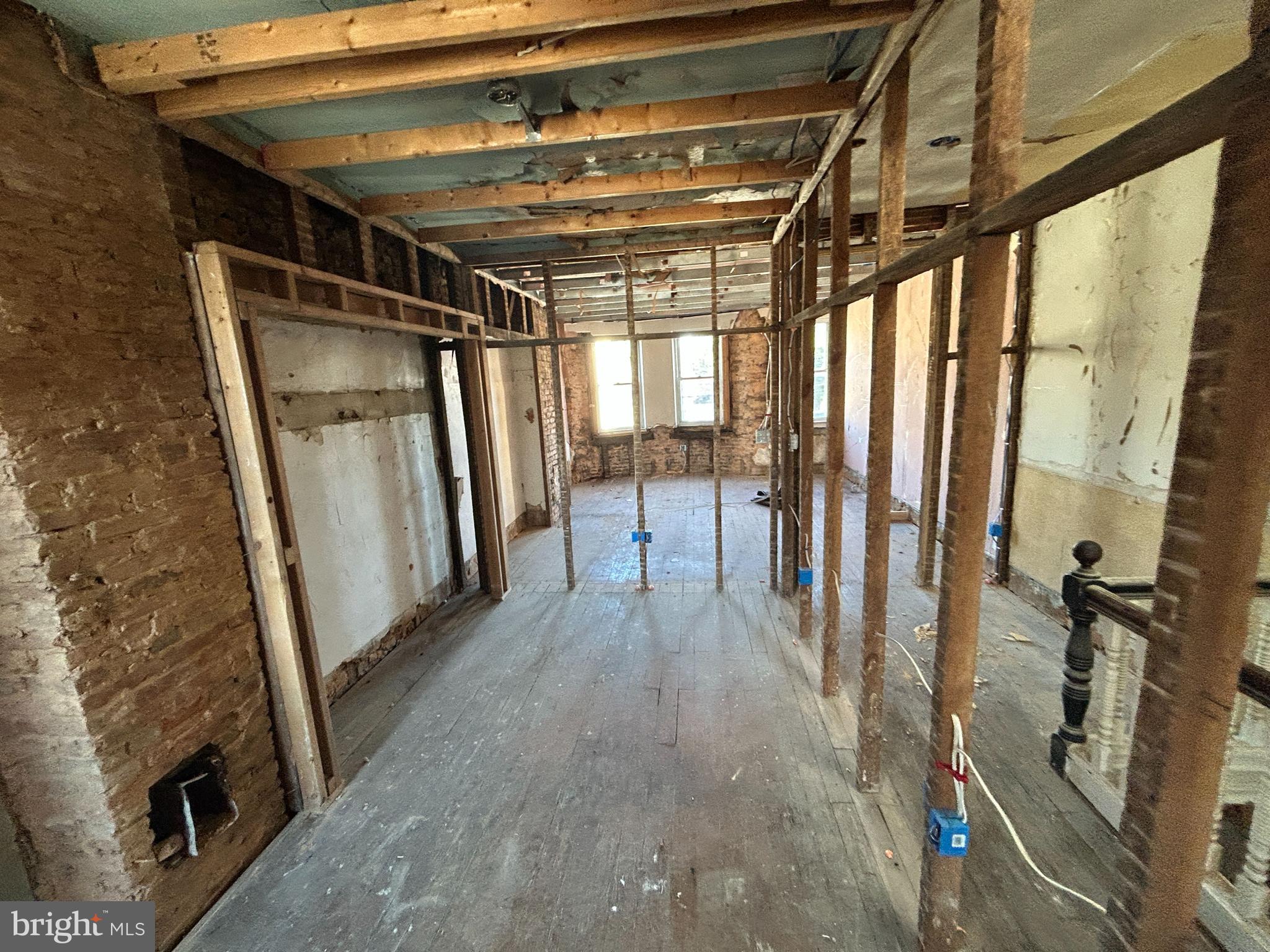 WOODBROOK - Residential