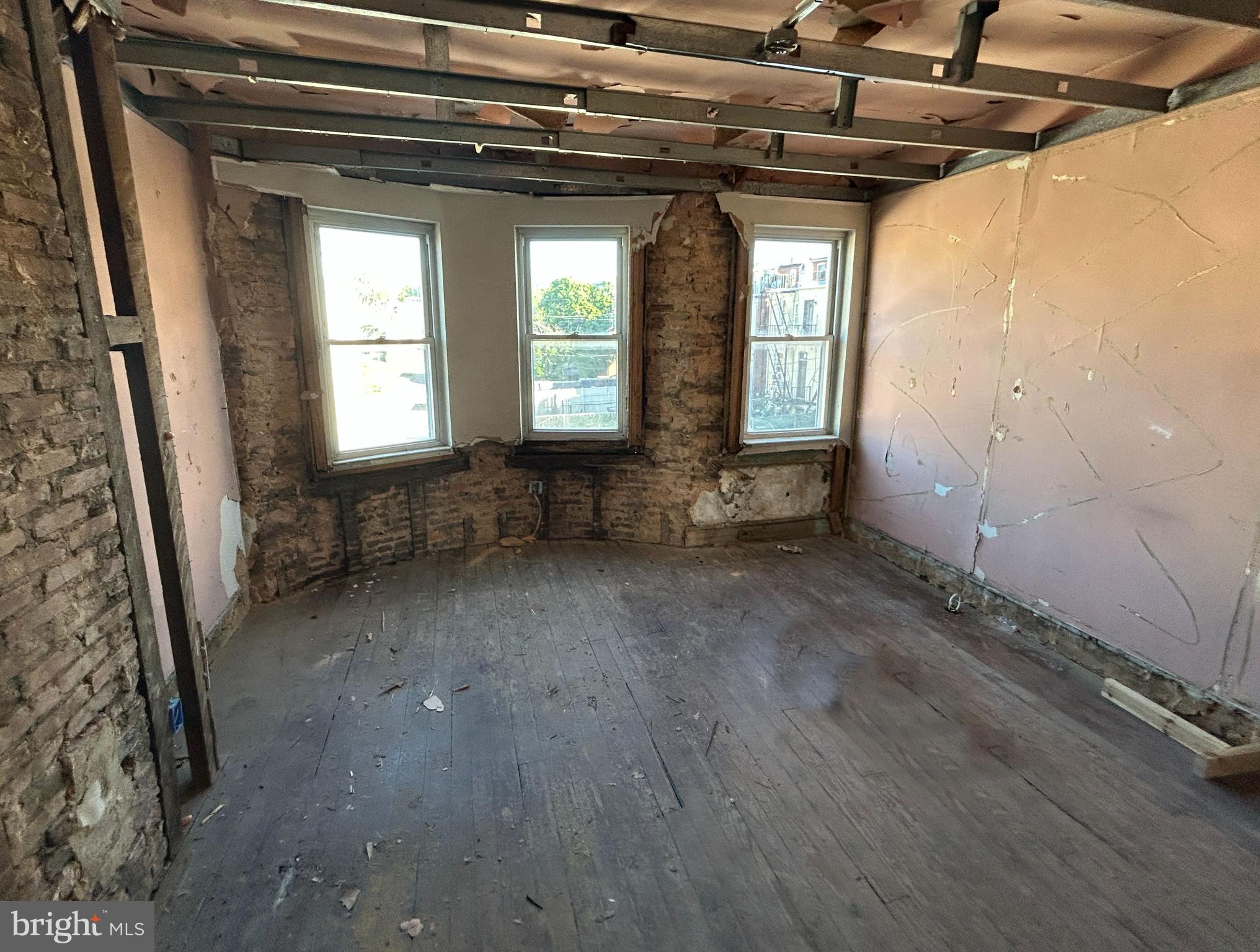 WOODBROOK - Residential