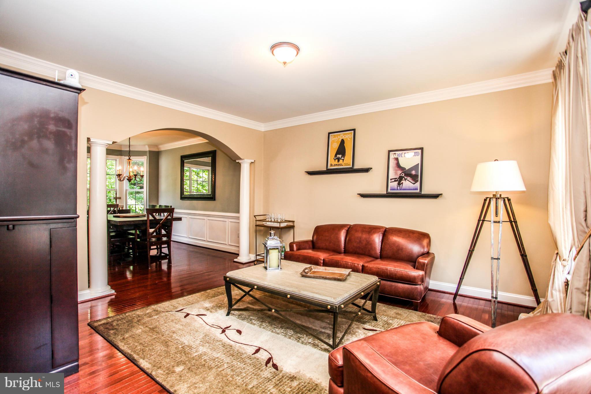 ASHBURN VILLAGE - Residential