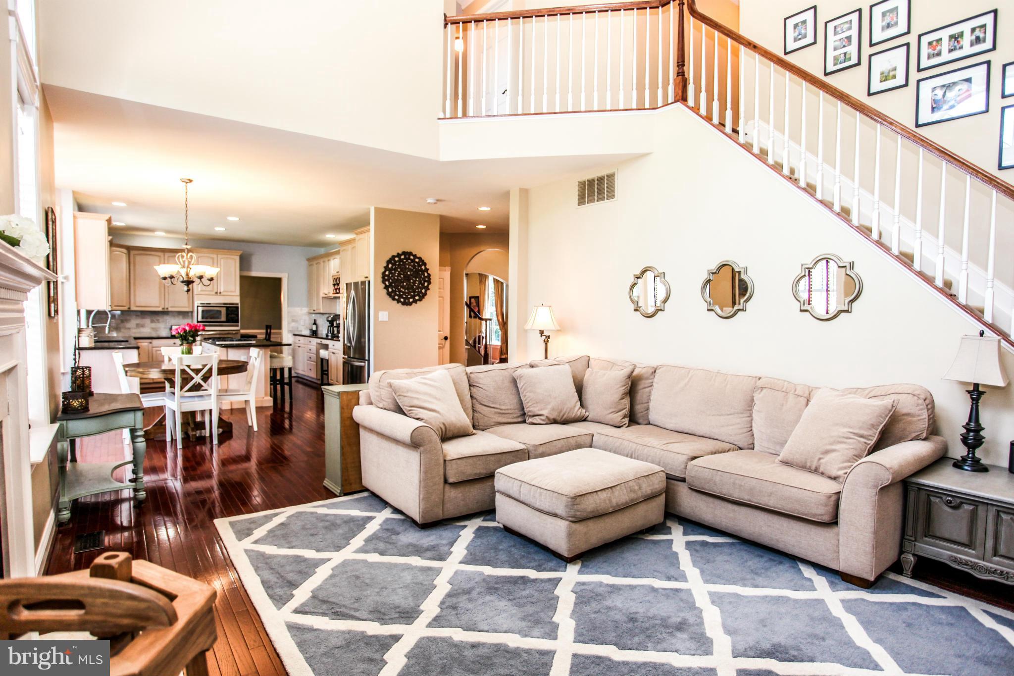 ASHBURN VILLAGE - Residential