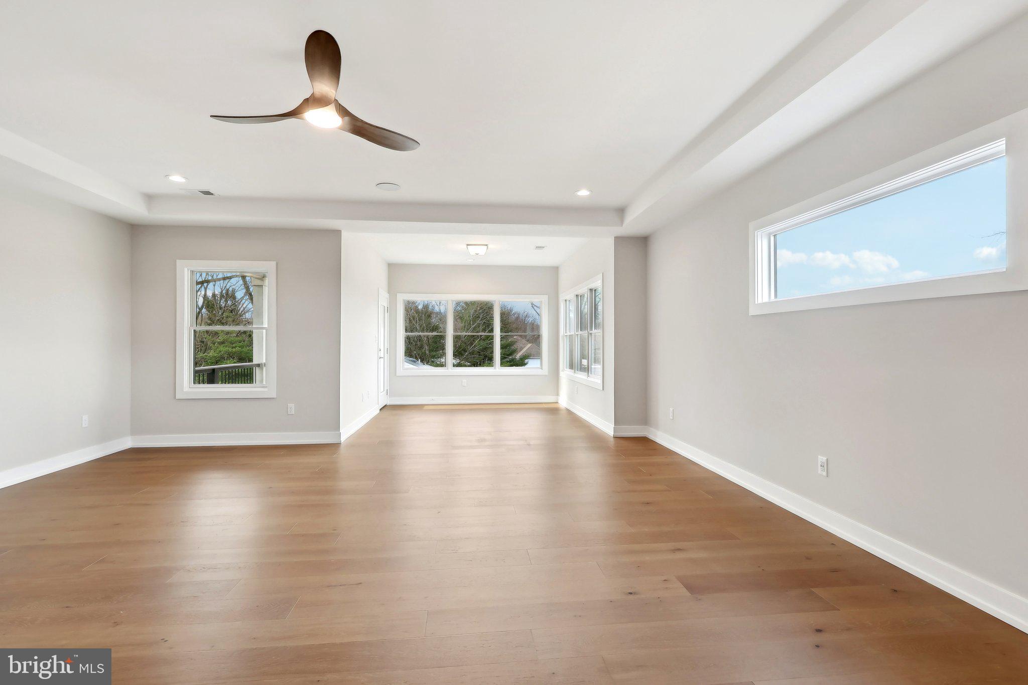 GARNET POINTE - Residential