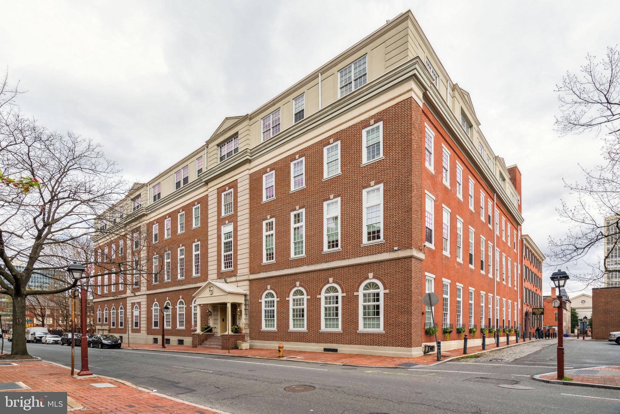 SOCIETY HILL - Residential
