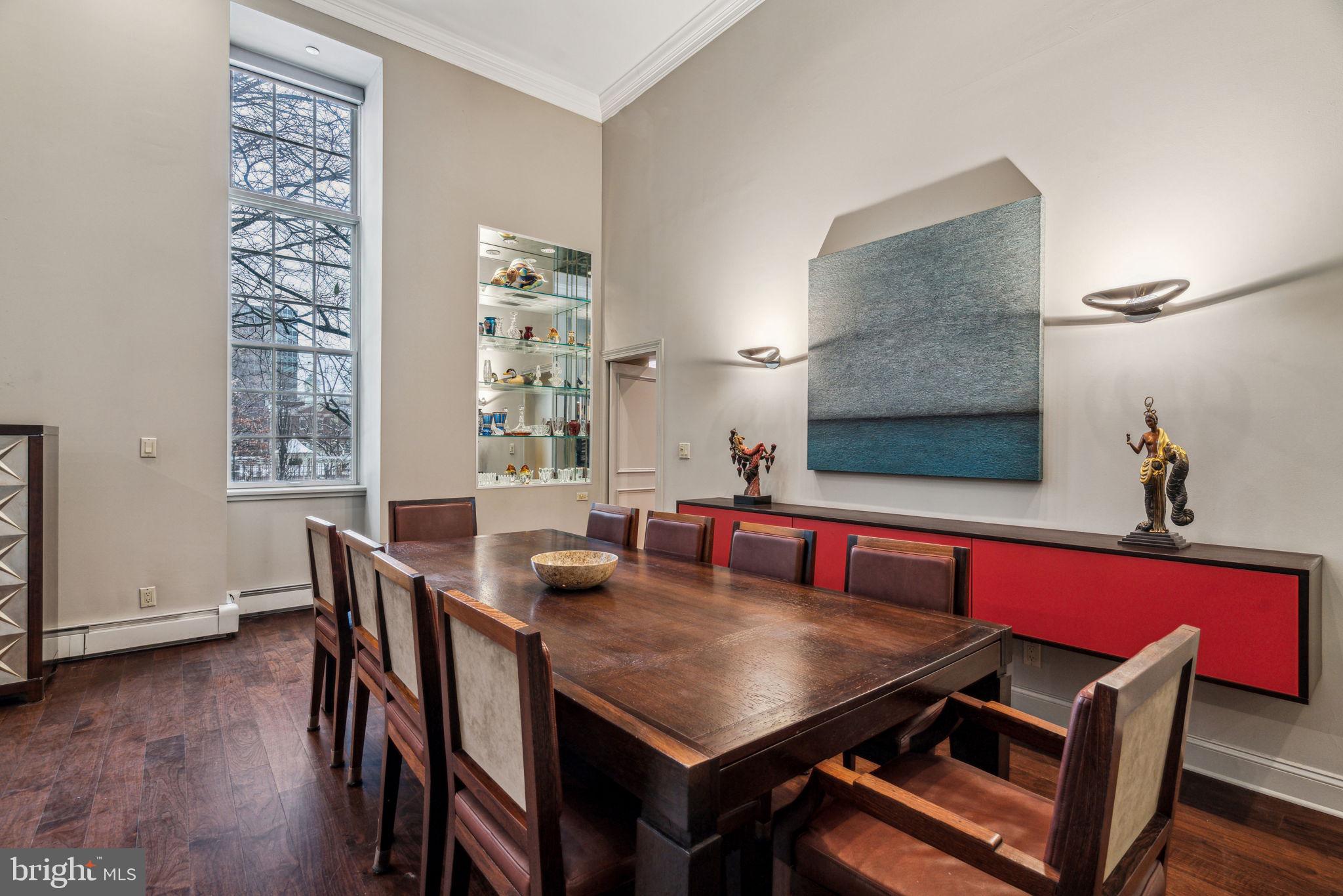 SOCIETY HILL - Residential